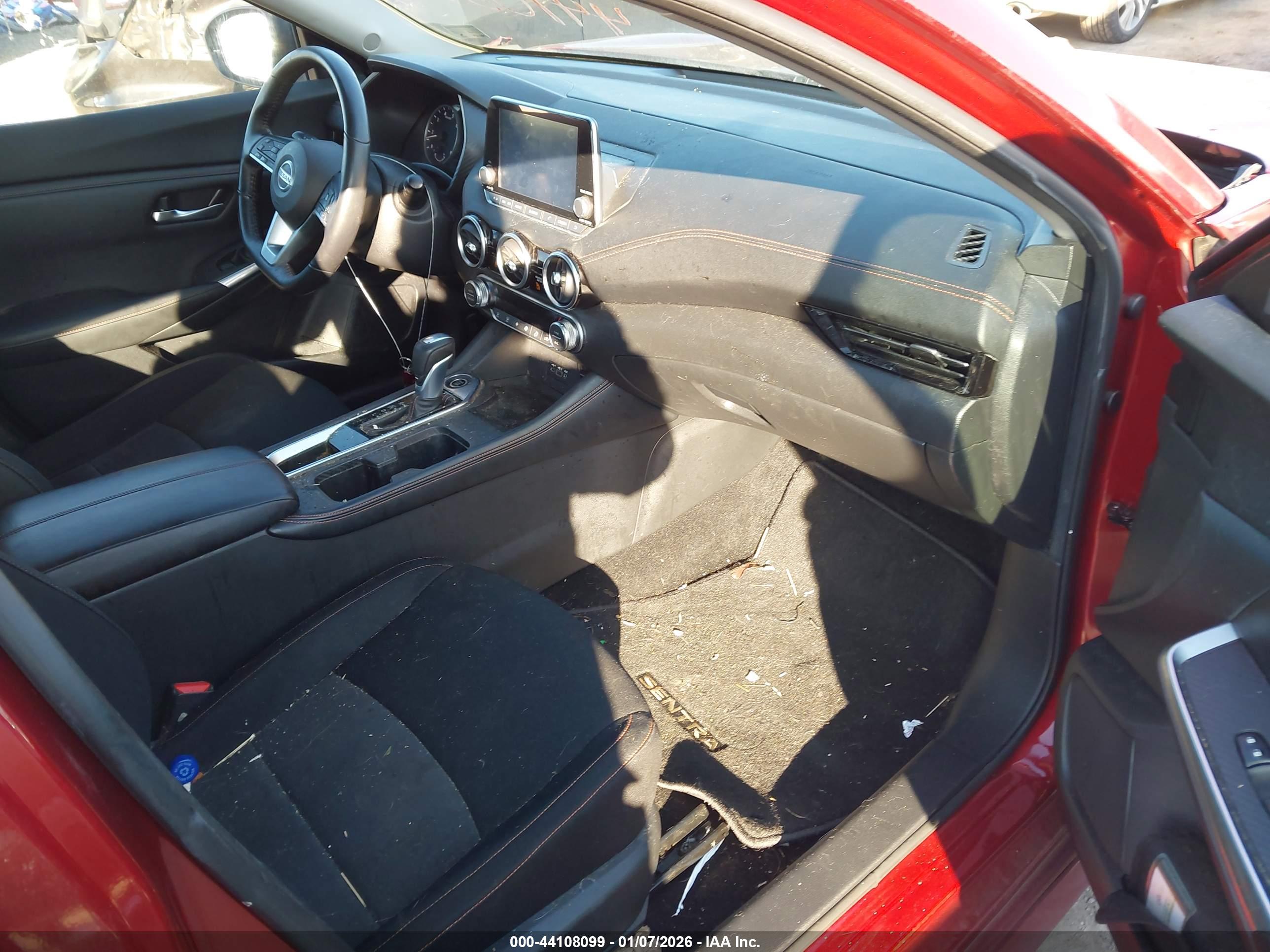 NISSAN SENTRA image 5