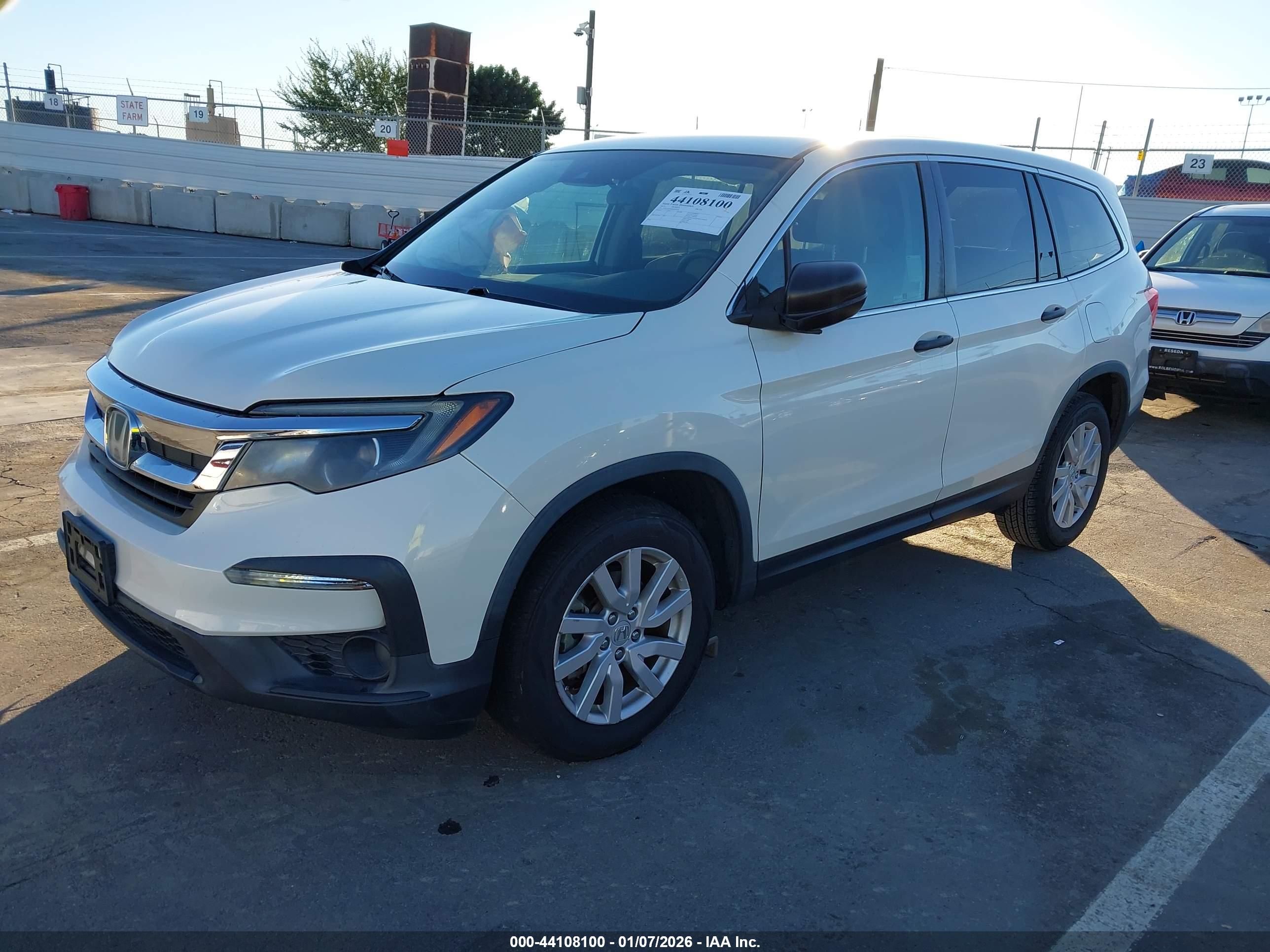 HONDA PILOT image 2