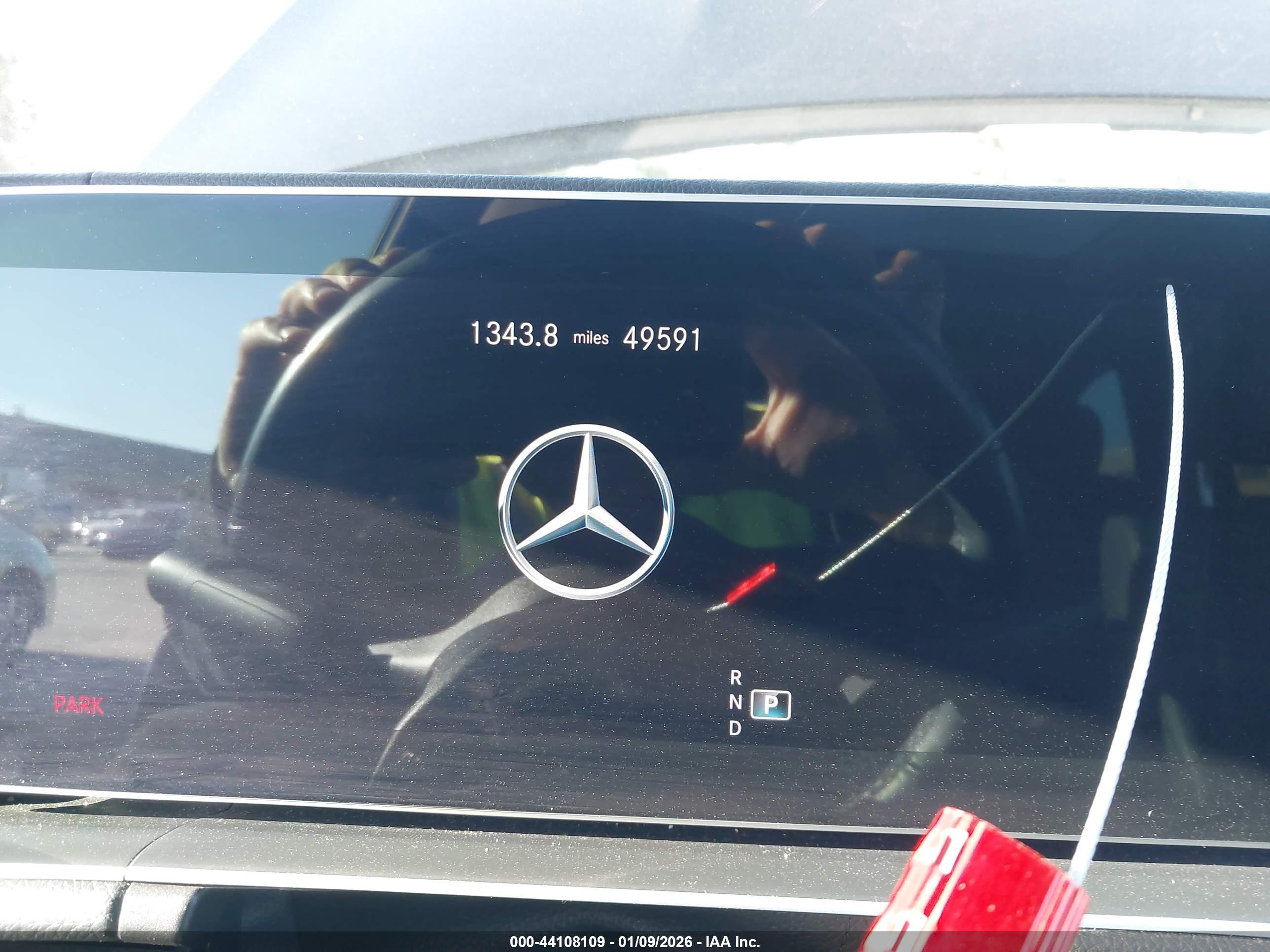 MERCEDES-BENZ GLS image 7