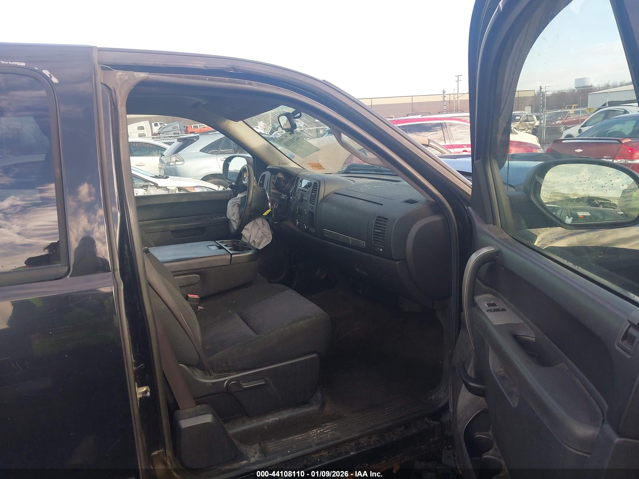 GMC SIERRA image 5