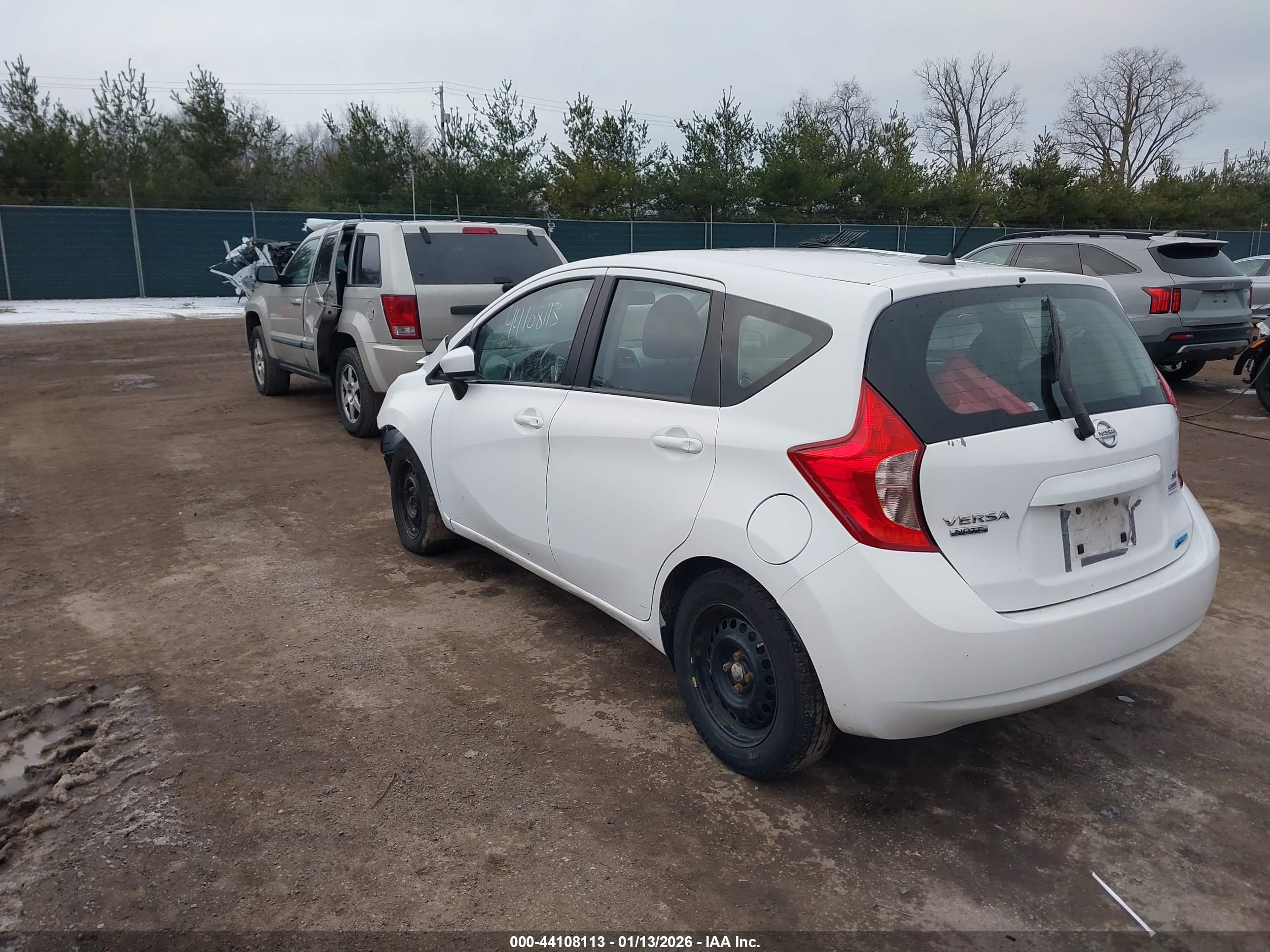 NISSAN VERSA image 3