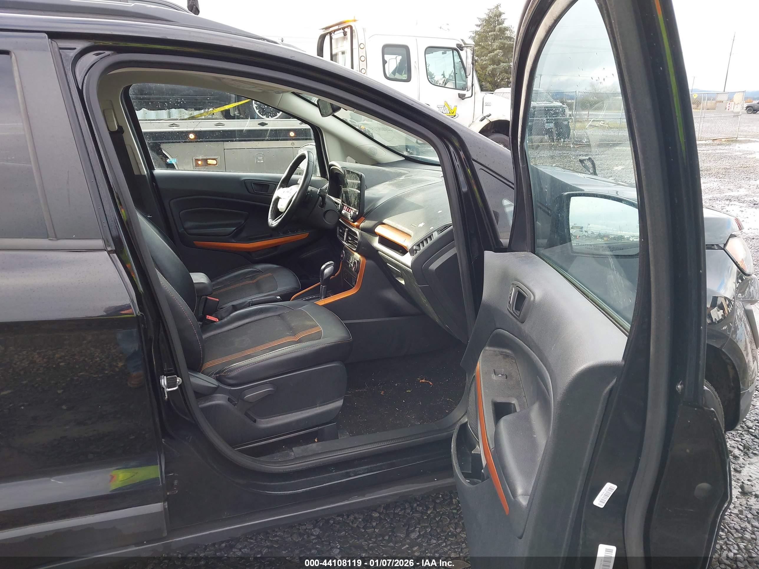 FORD ECOSPORT image 5