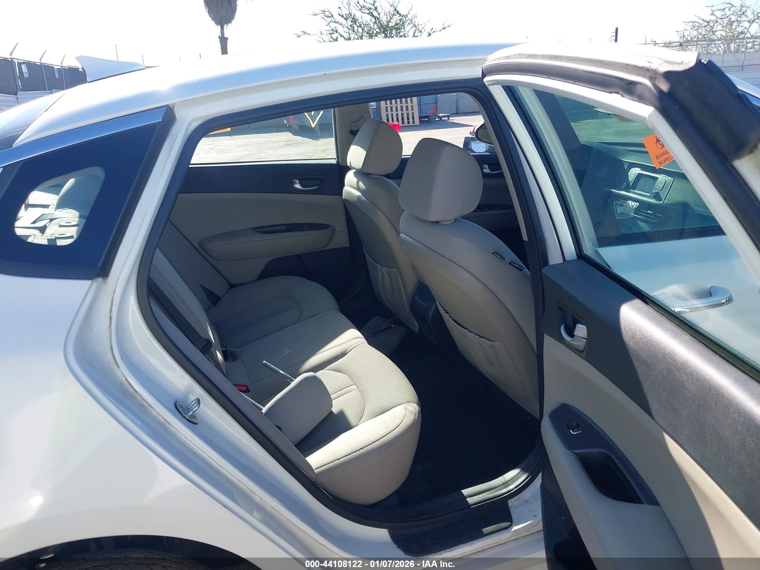 KIA OPTIMA image 8