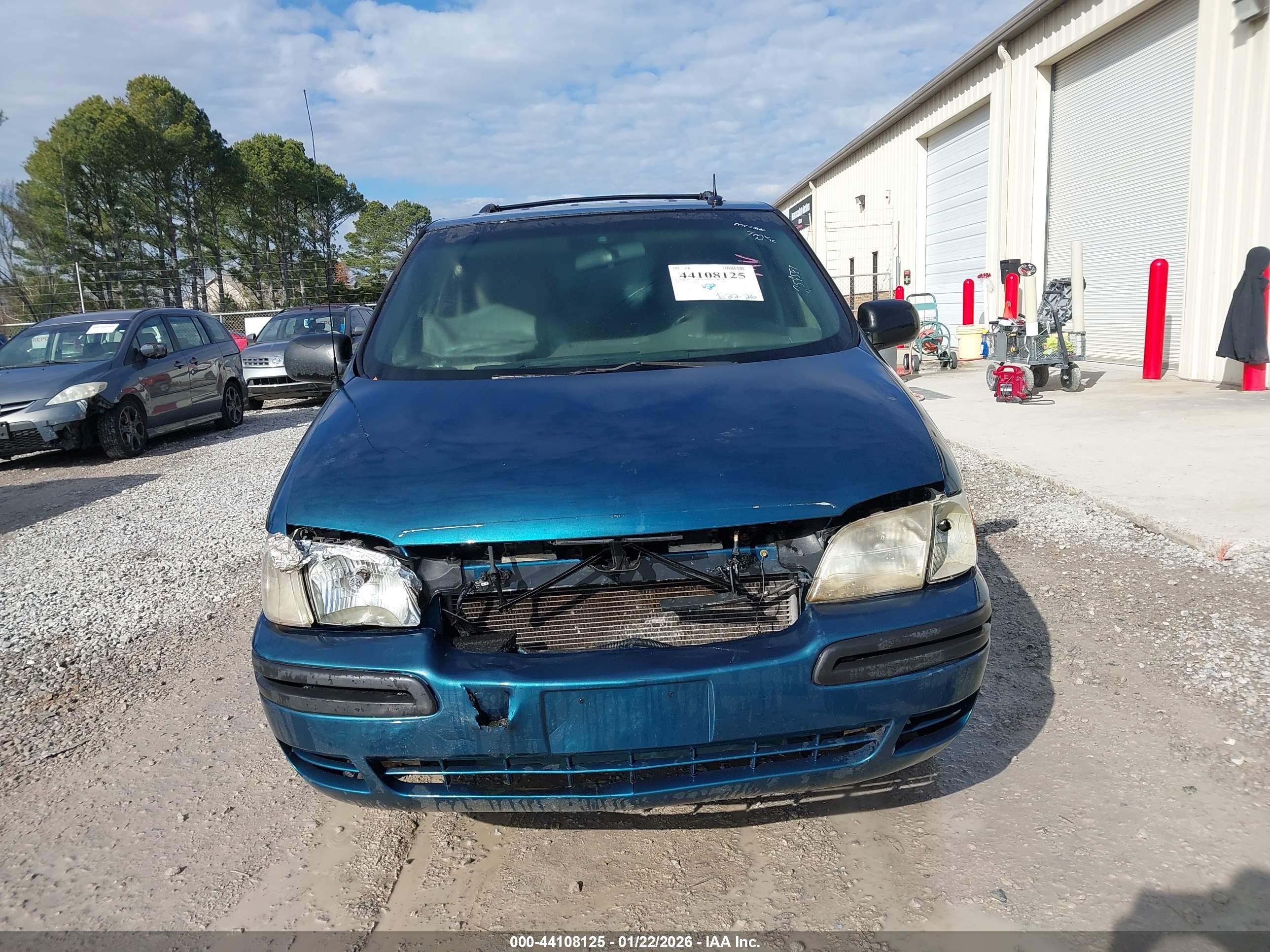 CHEVROLET VENTURE image 6