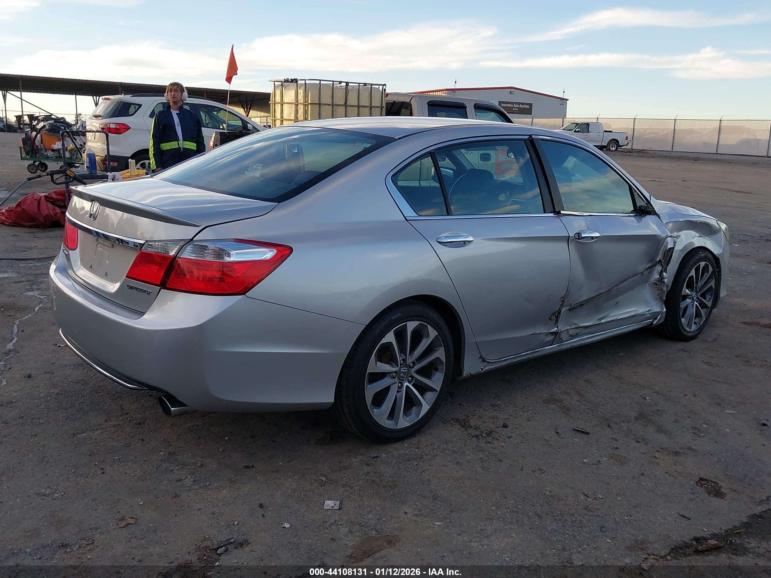 HONDA ACCORD image 4