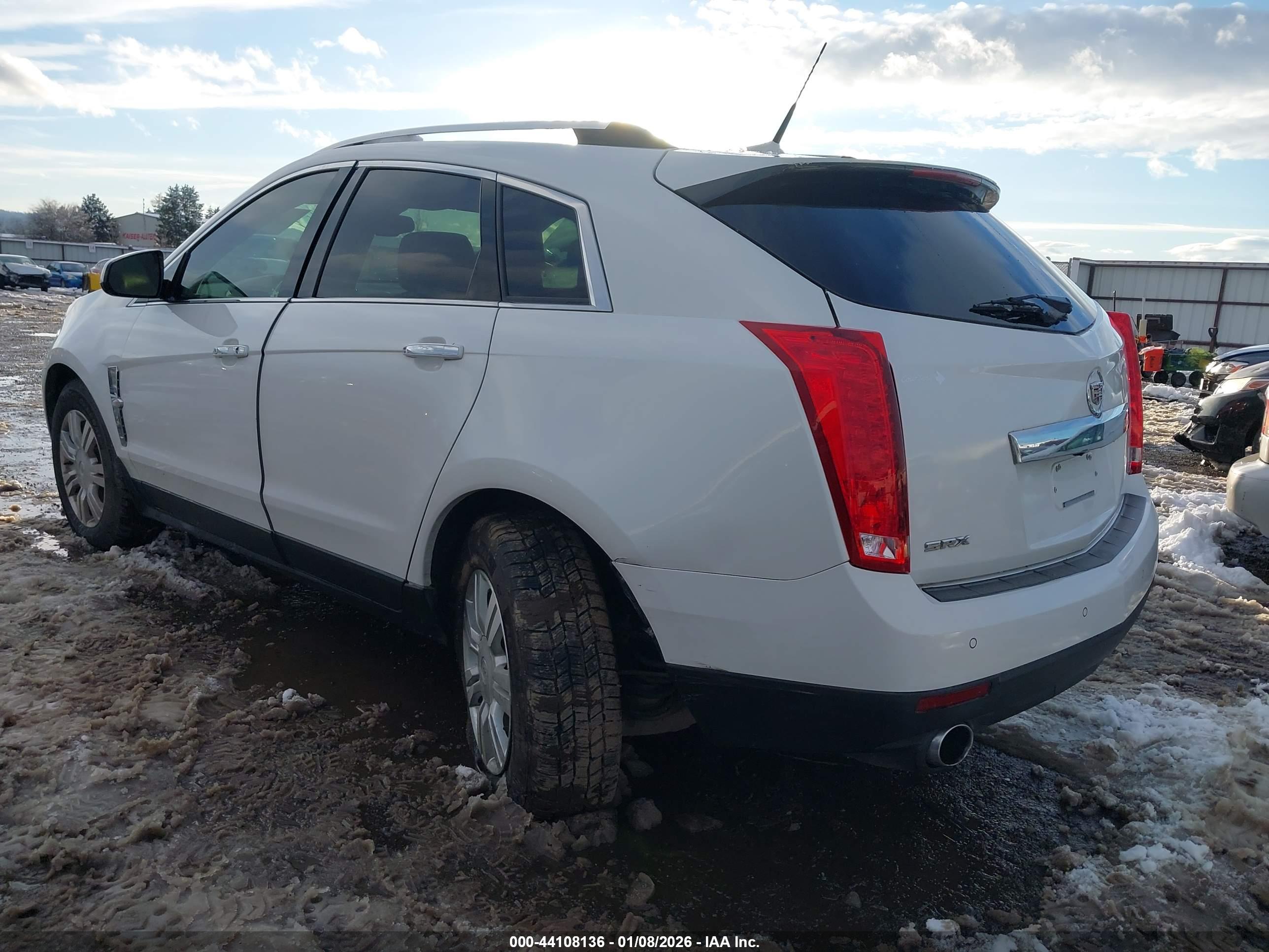 CADILLAC SRX image 3