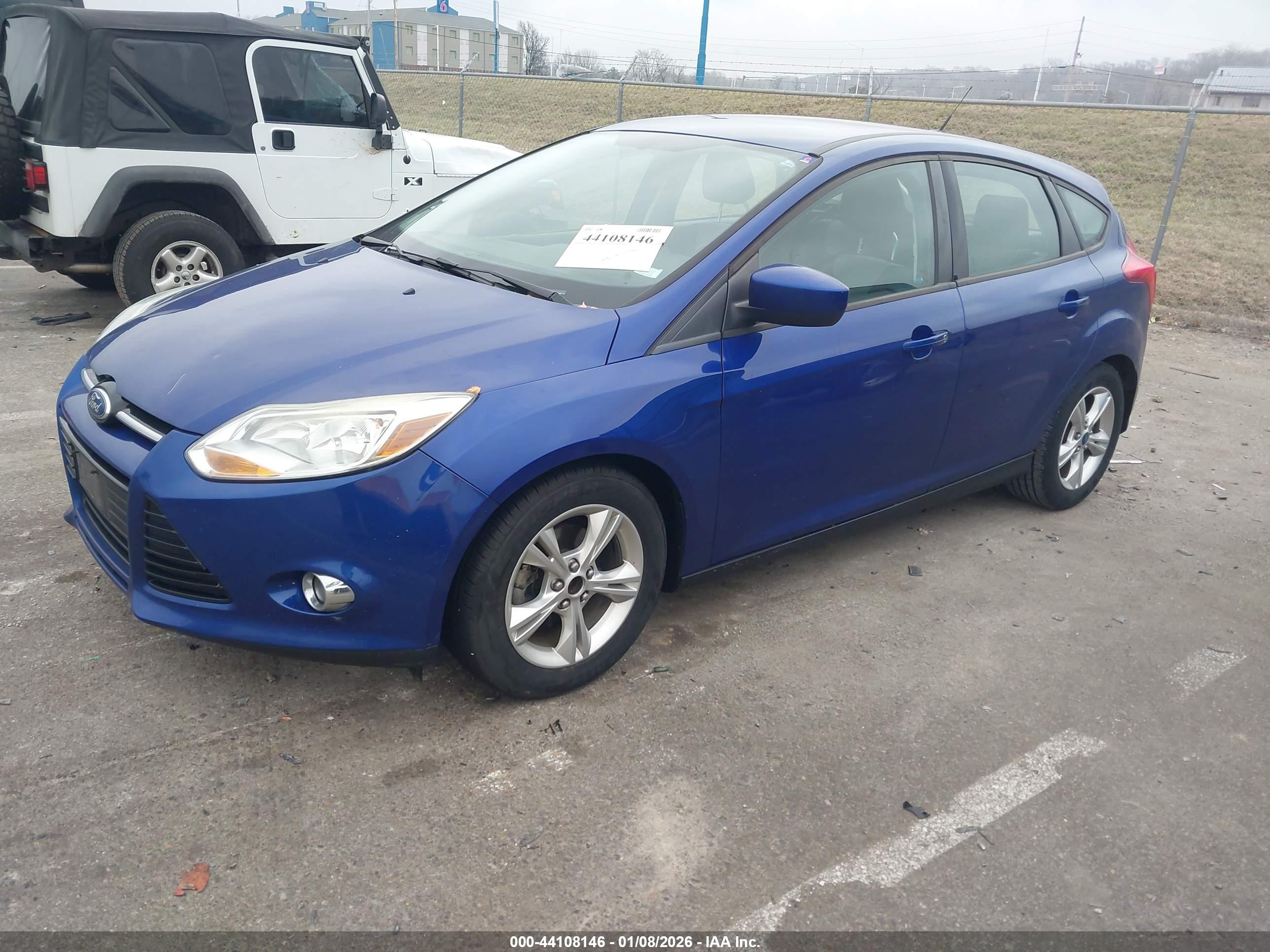 FORD FOCUS image 2