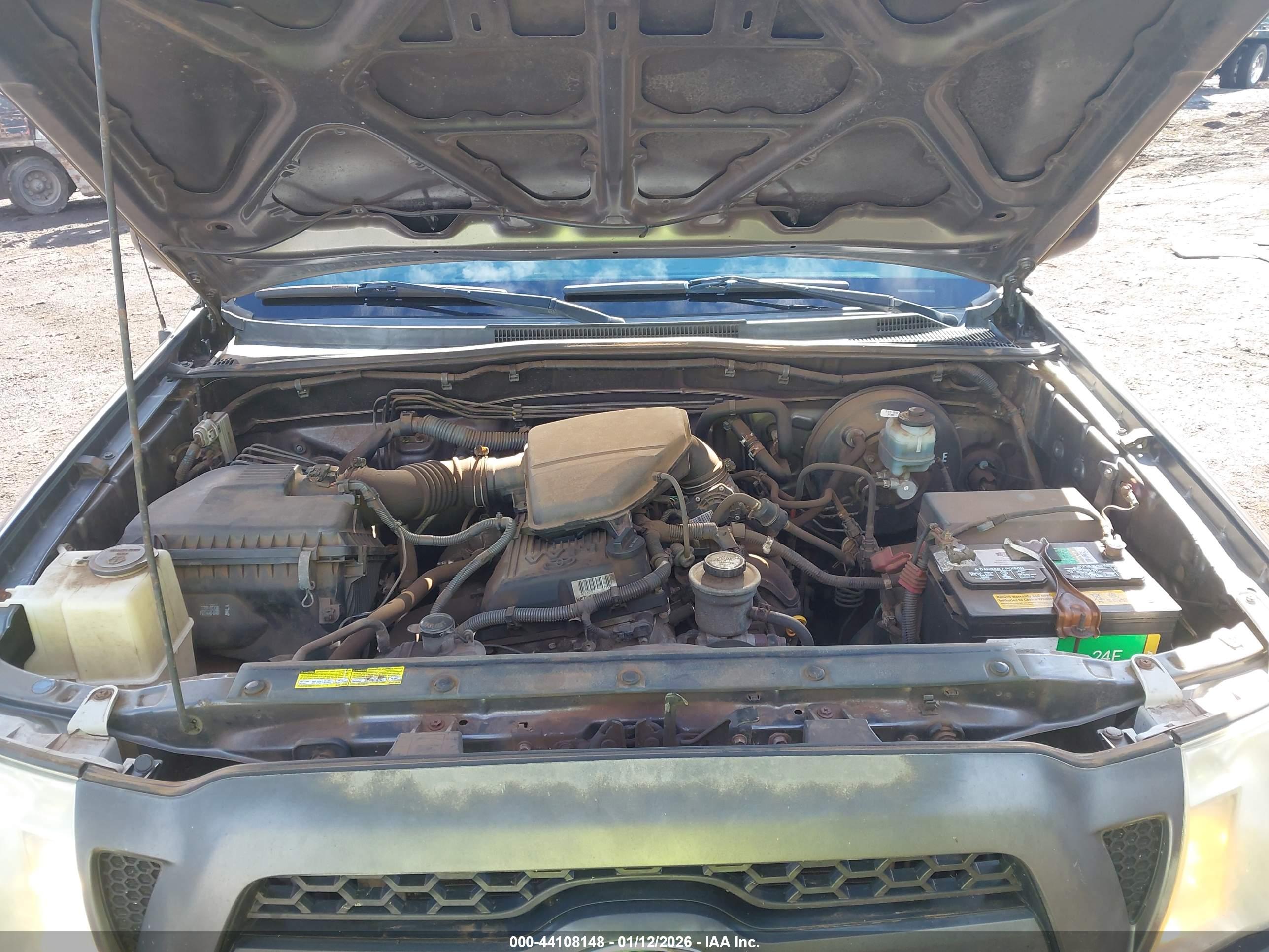 TOYOTA TACOMA image 10