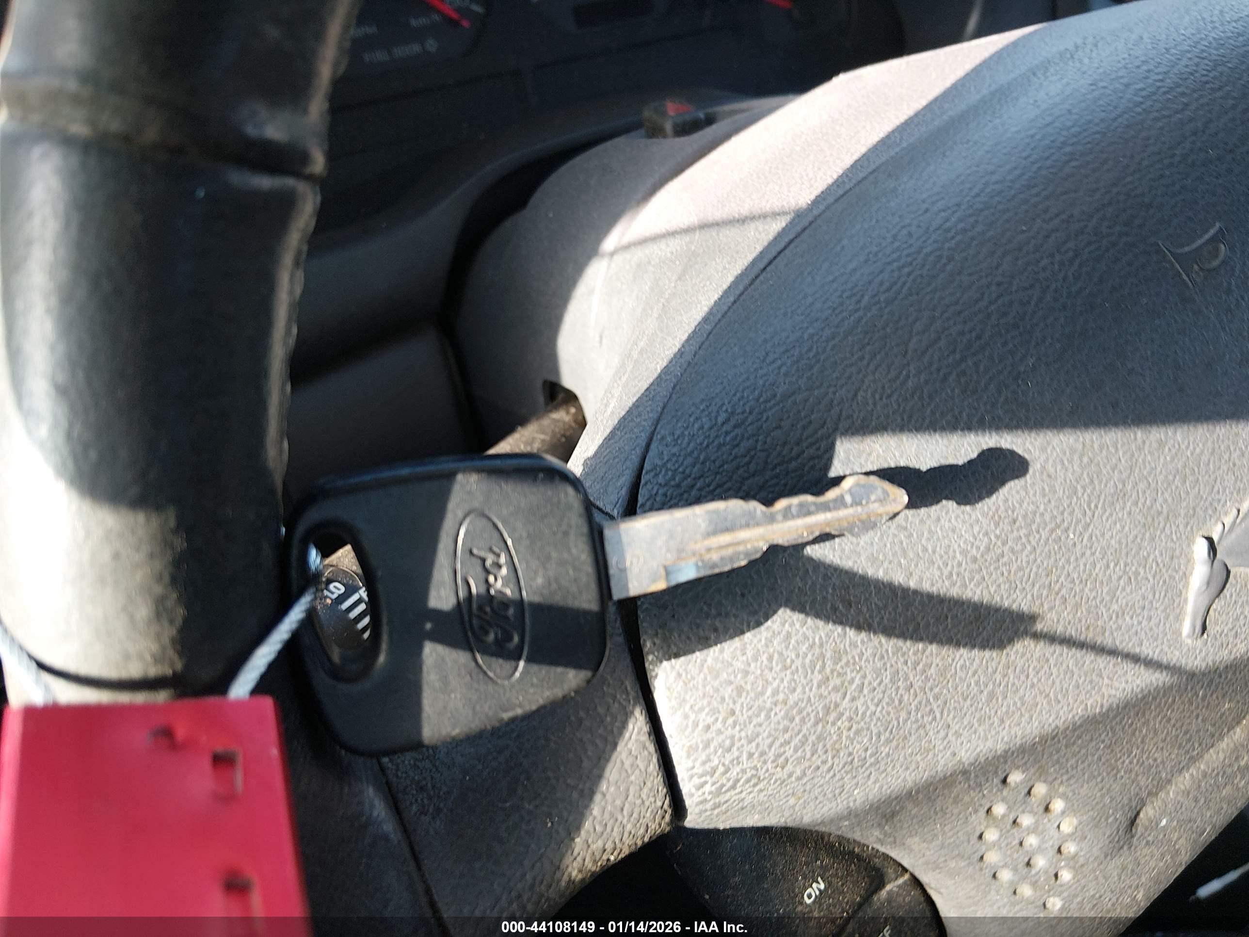 FORD MUSTANG image 11