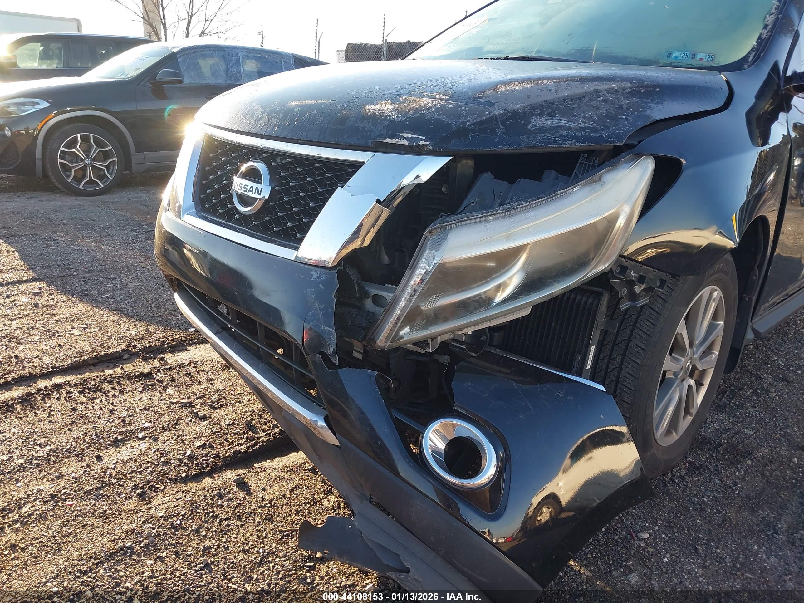 NISSAN PATHFINDER image 6