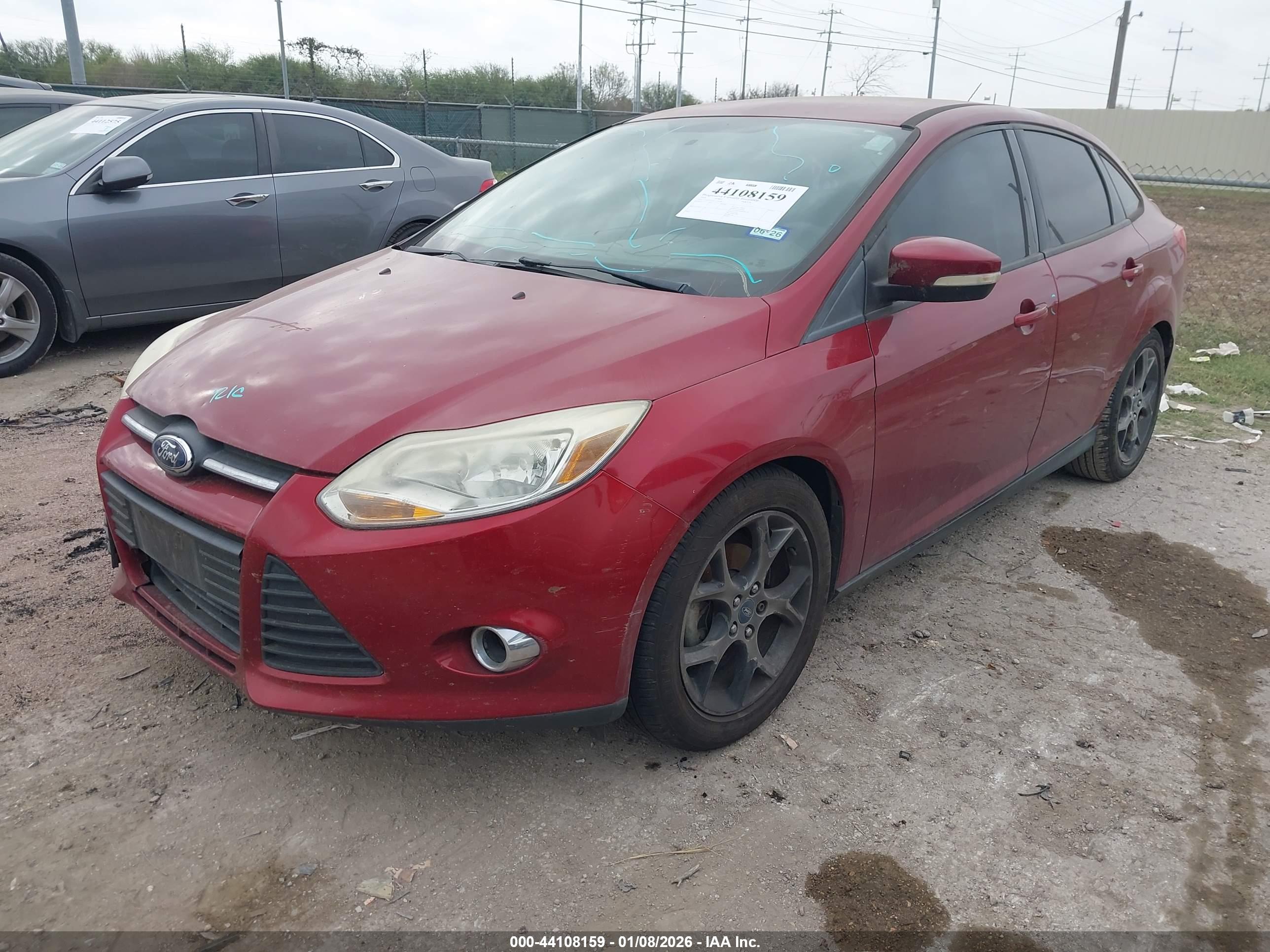 FORD FOCUS image 2