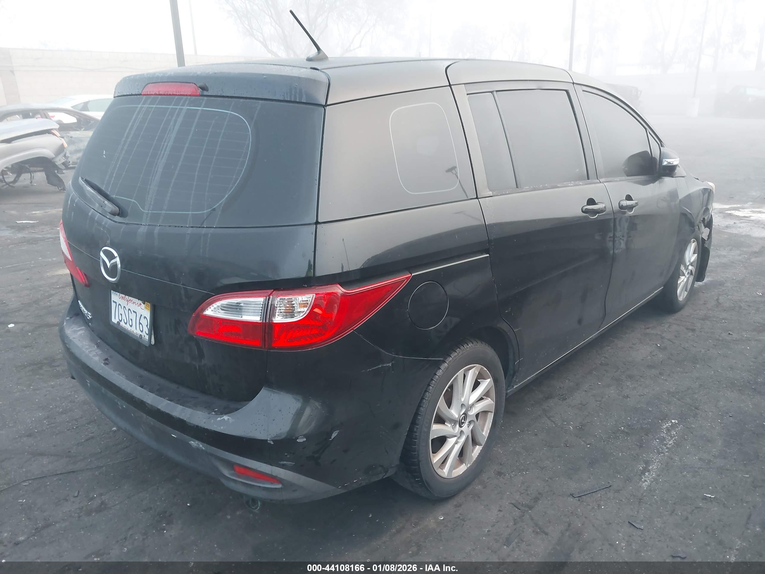MAZDA MAZDA5 image 4