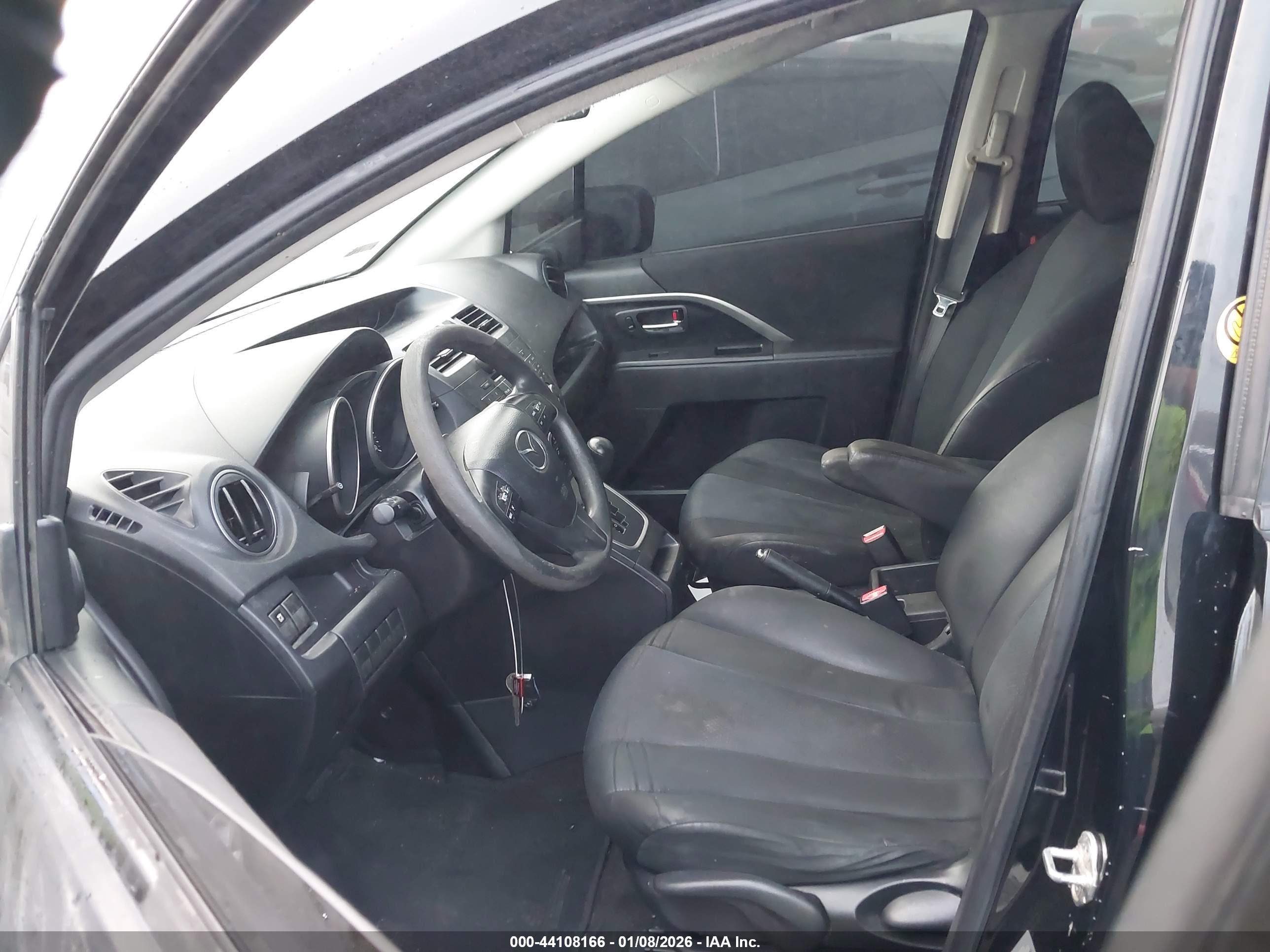 MAZDA MAZDA5 image 5