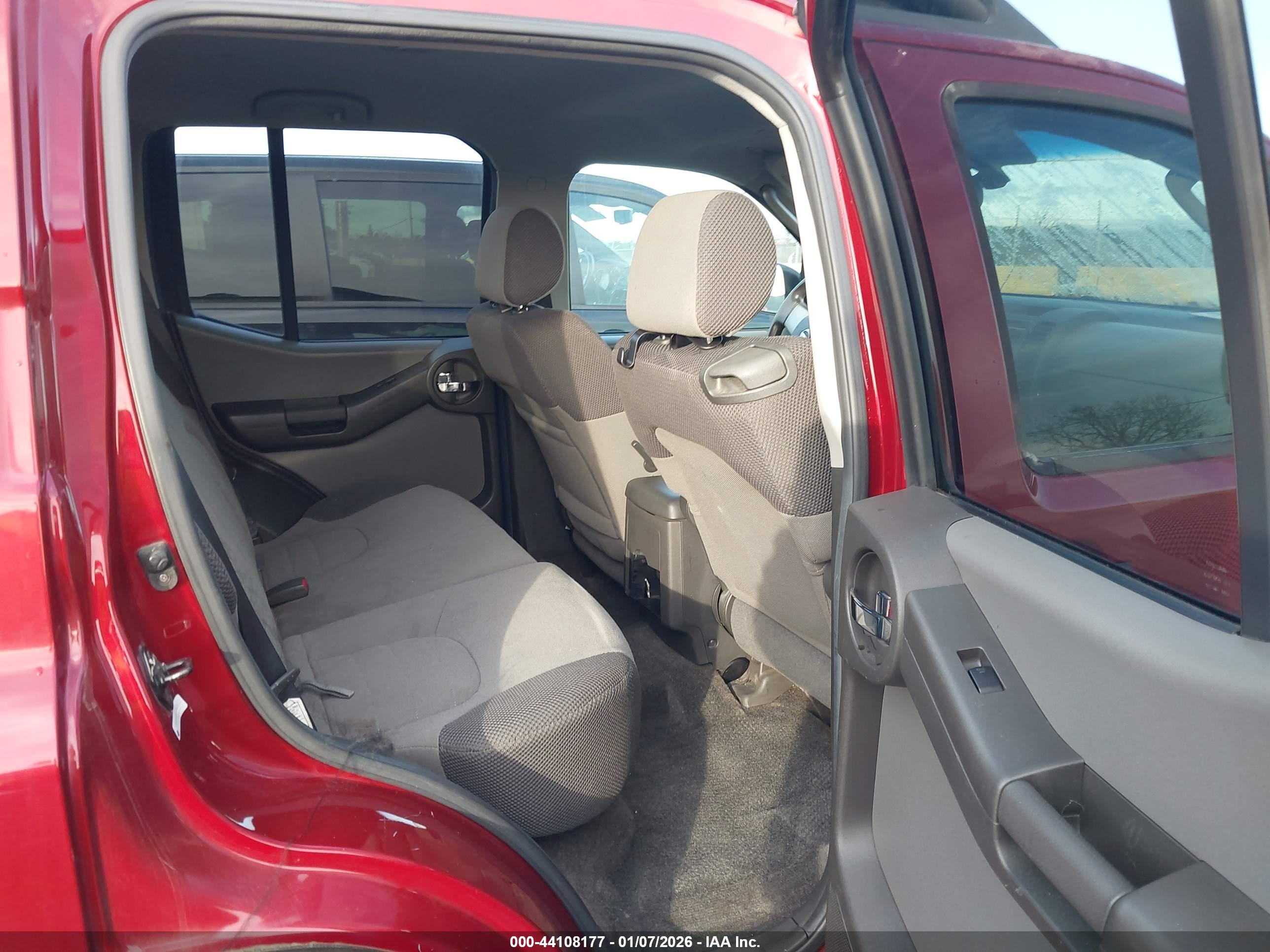 NISSAN XTERRA image 8