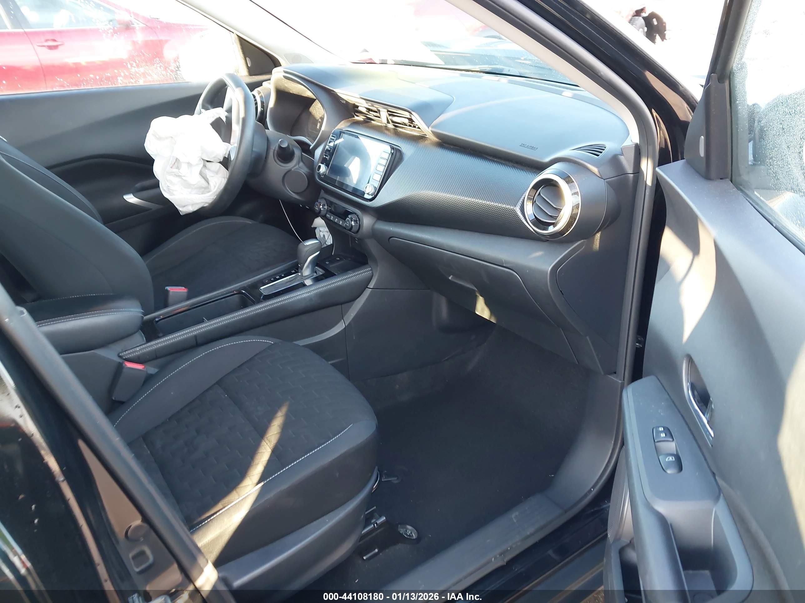 NISSAN KICKS image 5