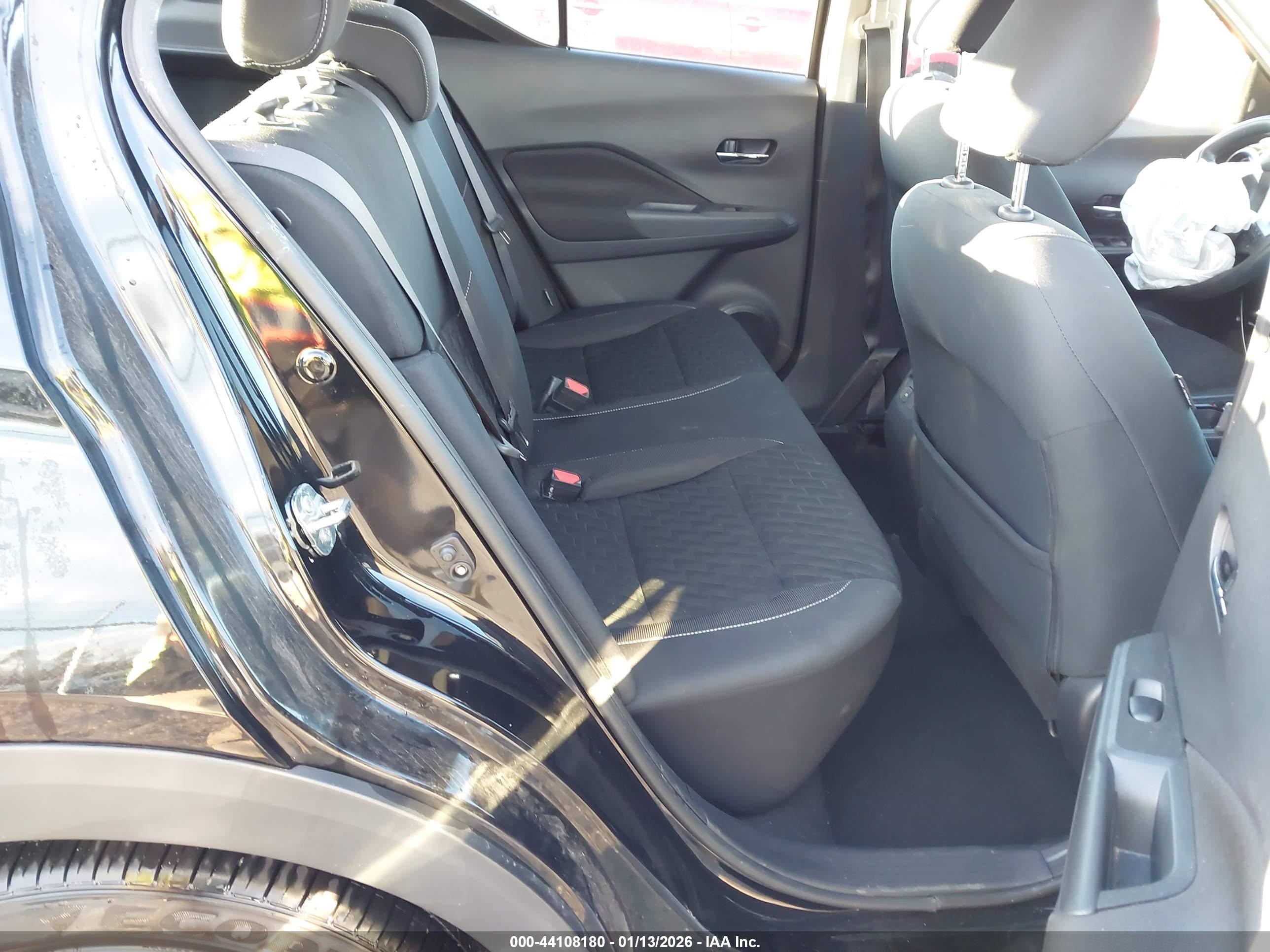 NISSAN KICKS image 8