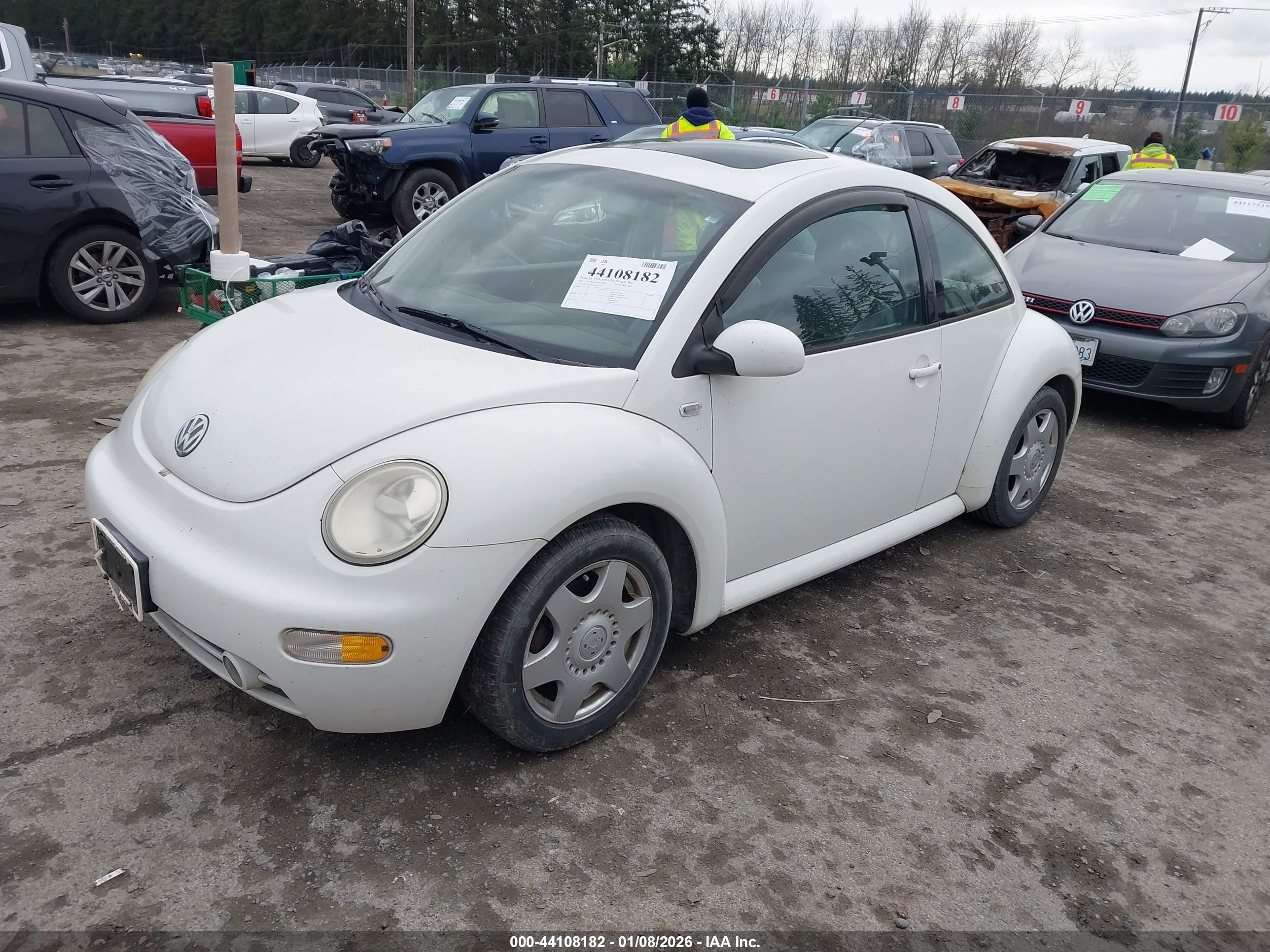 VOLKSWAGEN NEW image 2