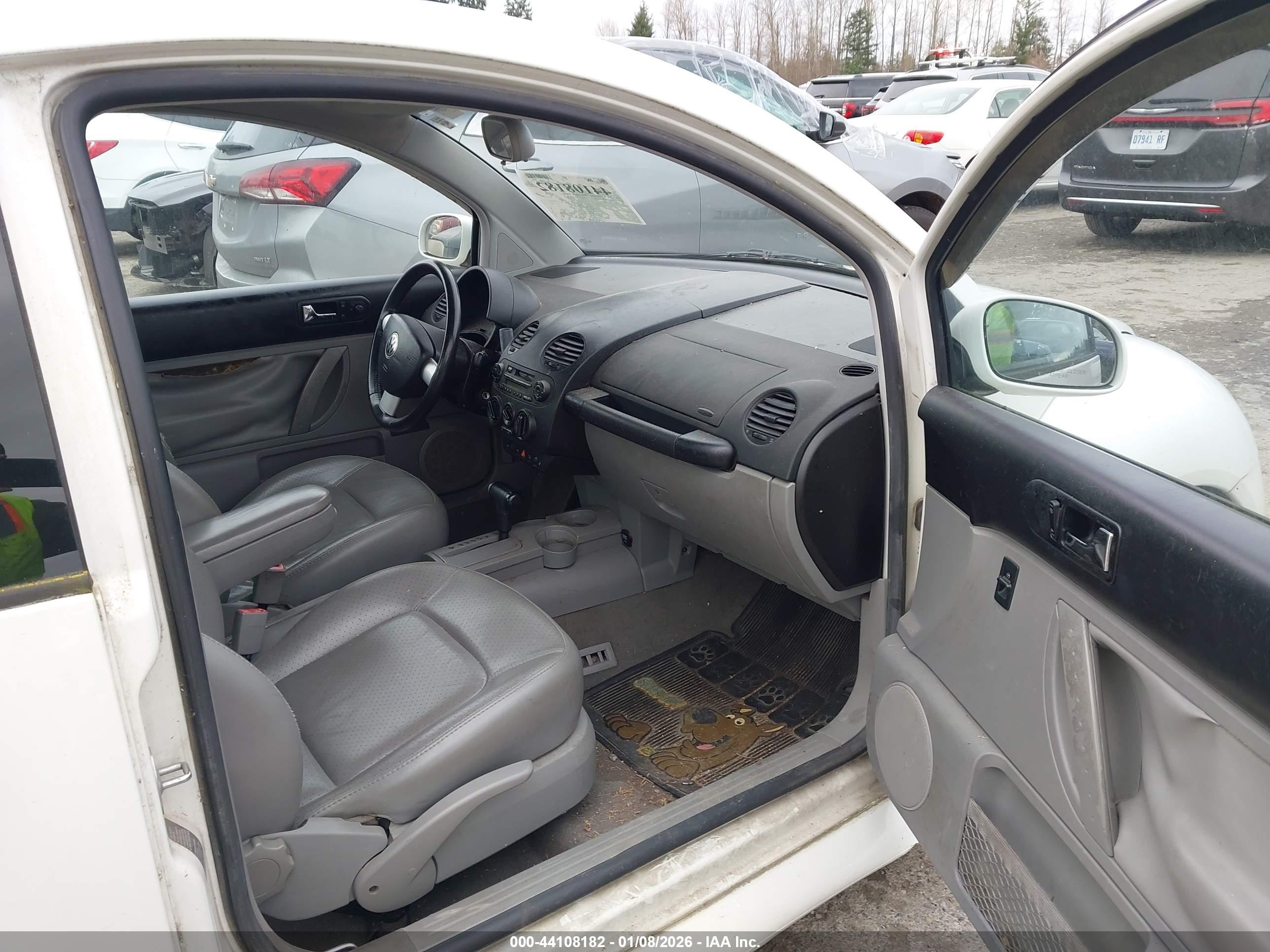 VOLKSWAGEN NEW image 5