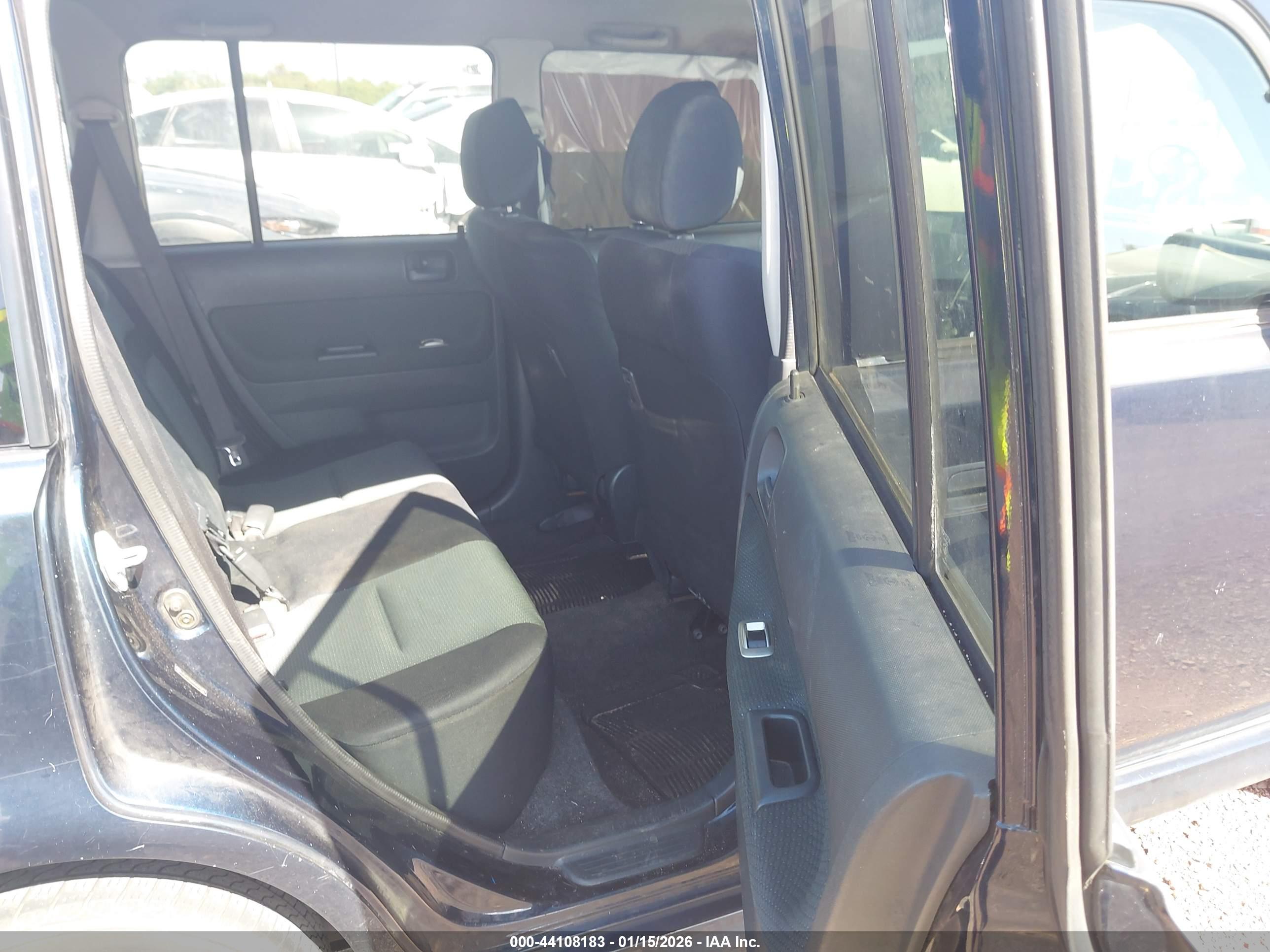 SCION XB image 8