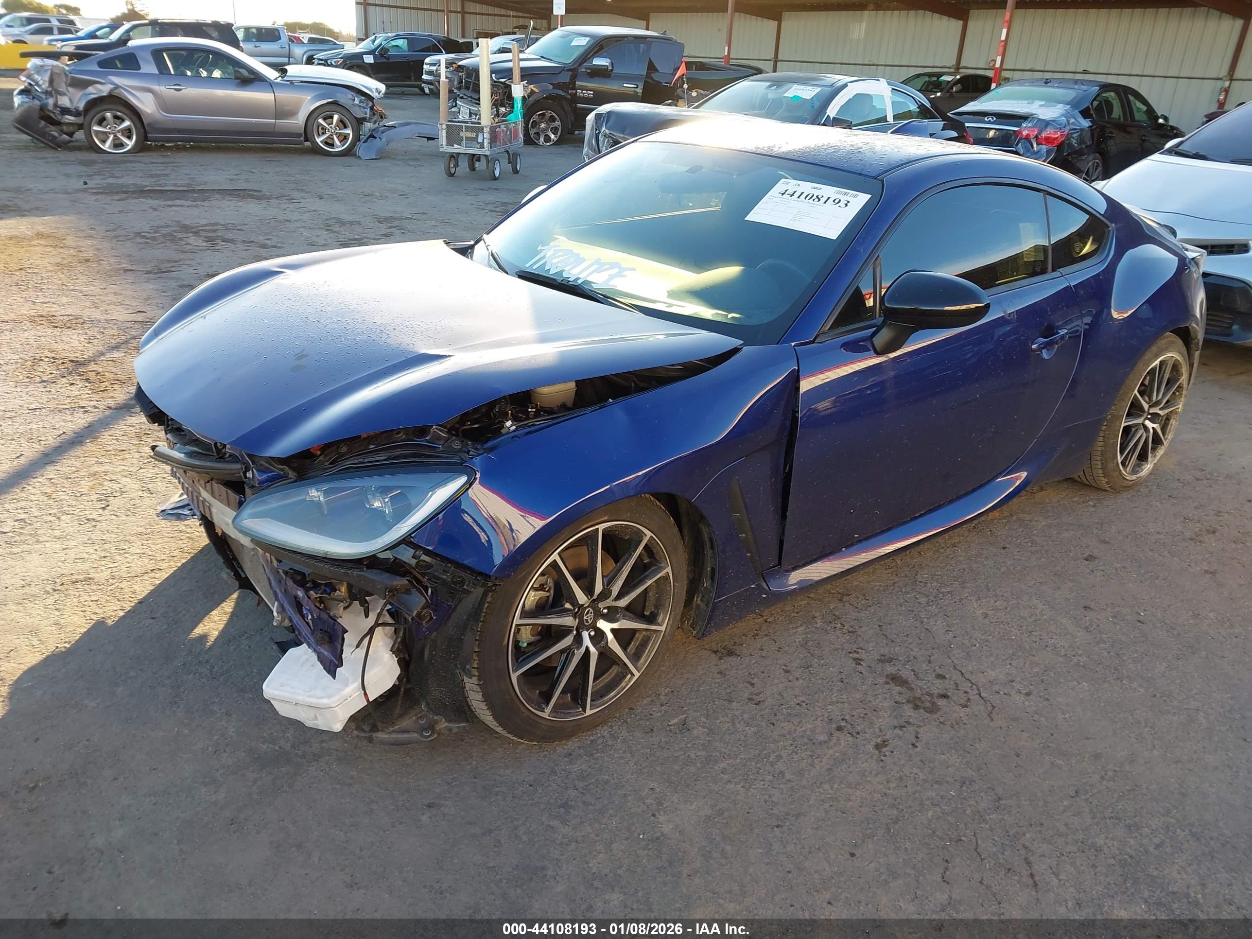 TOYOTA GR86 image 2