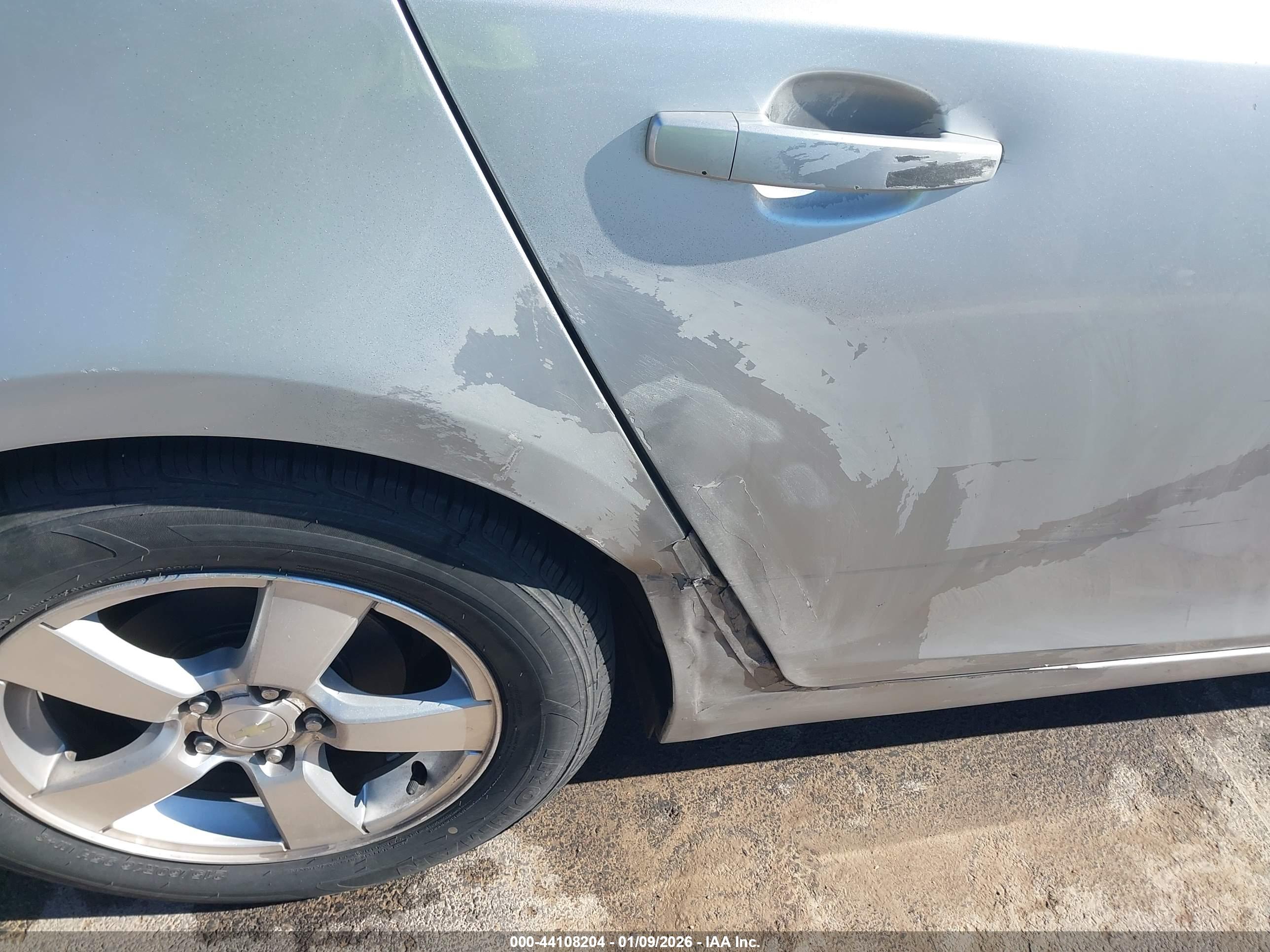 CHEVROLET CRUZE image 6