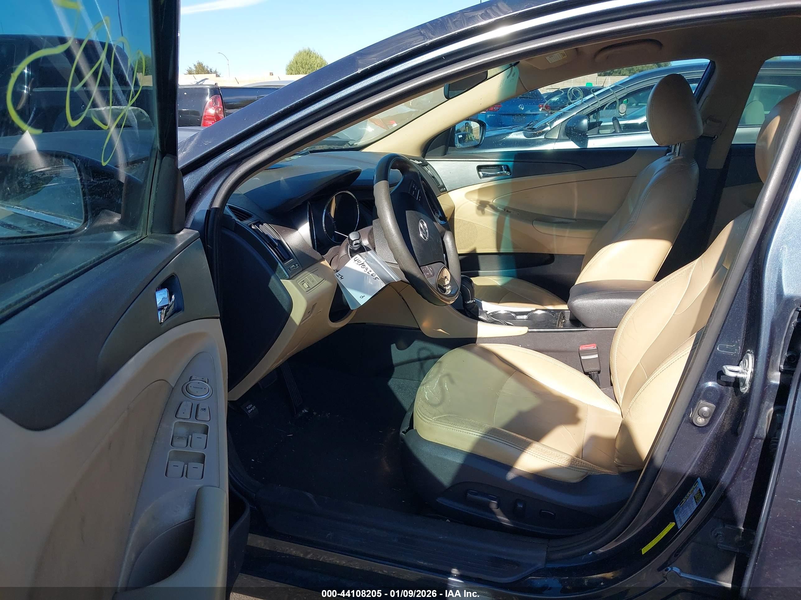 HYUNDAI SONATA image 5
