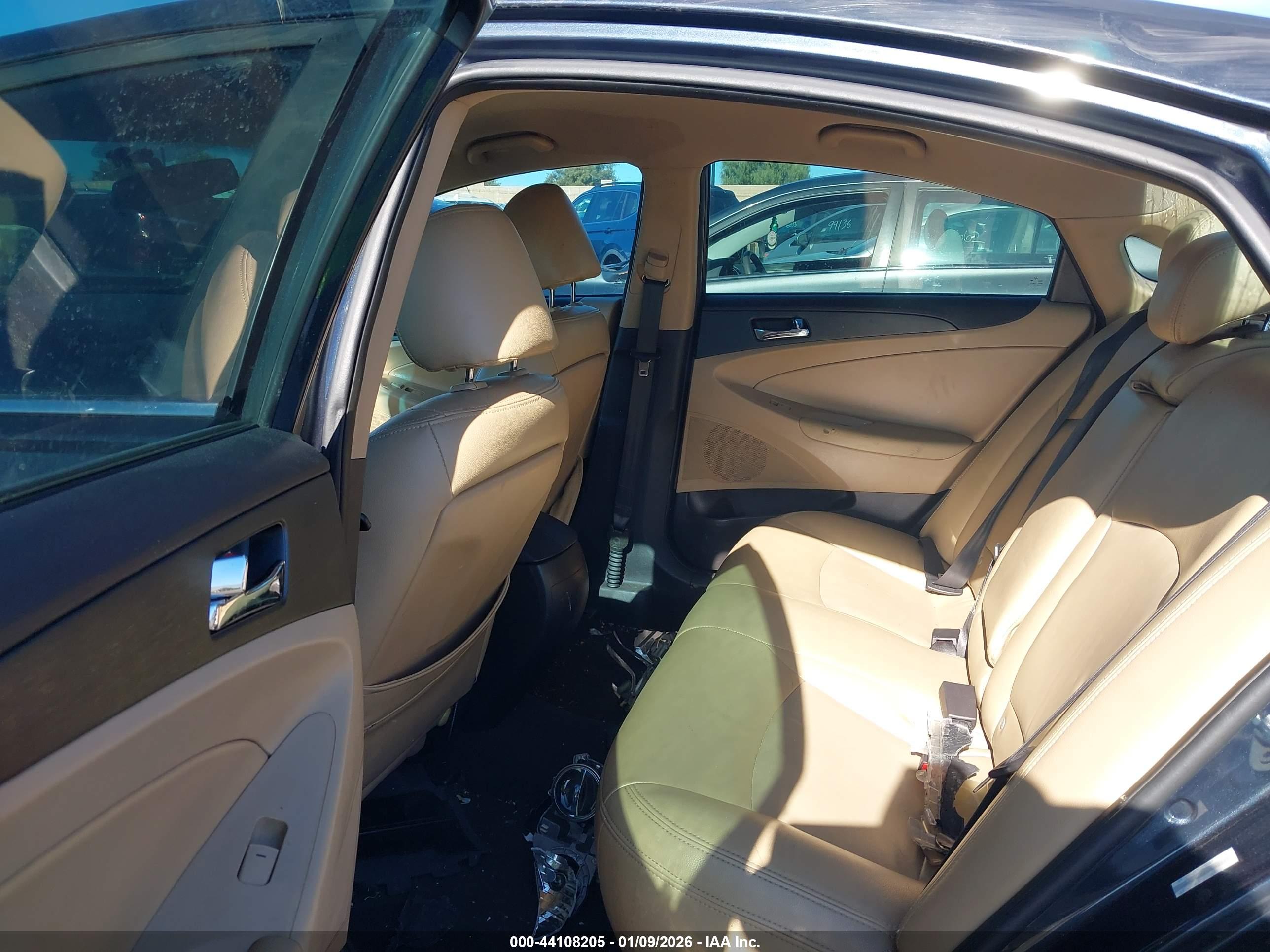HYUNDAI SONATA image 8