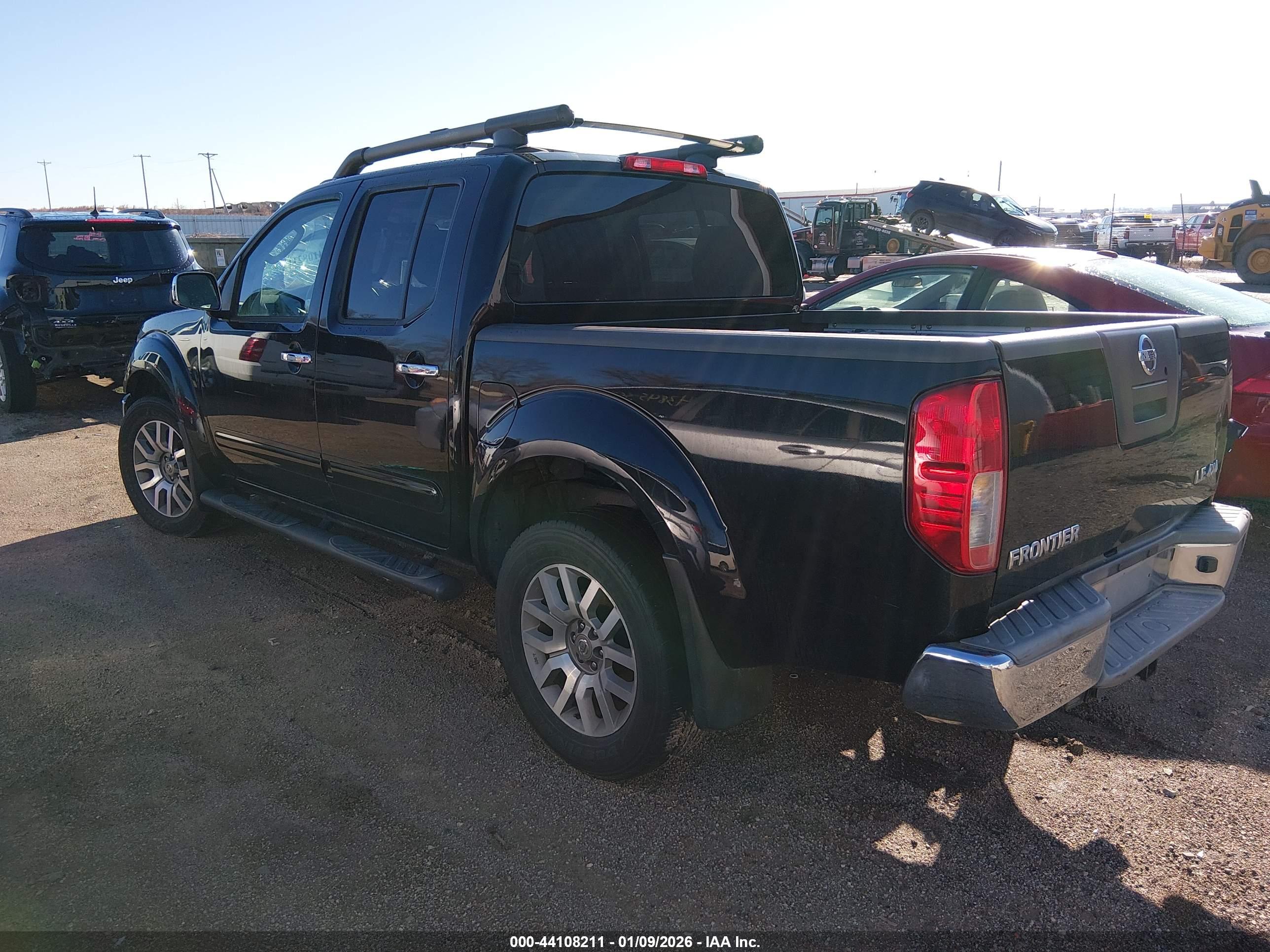 NISSAN FRONTIER image 3