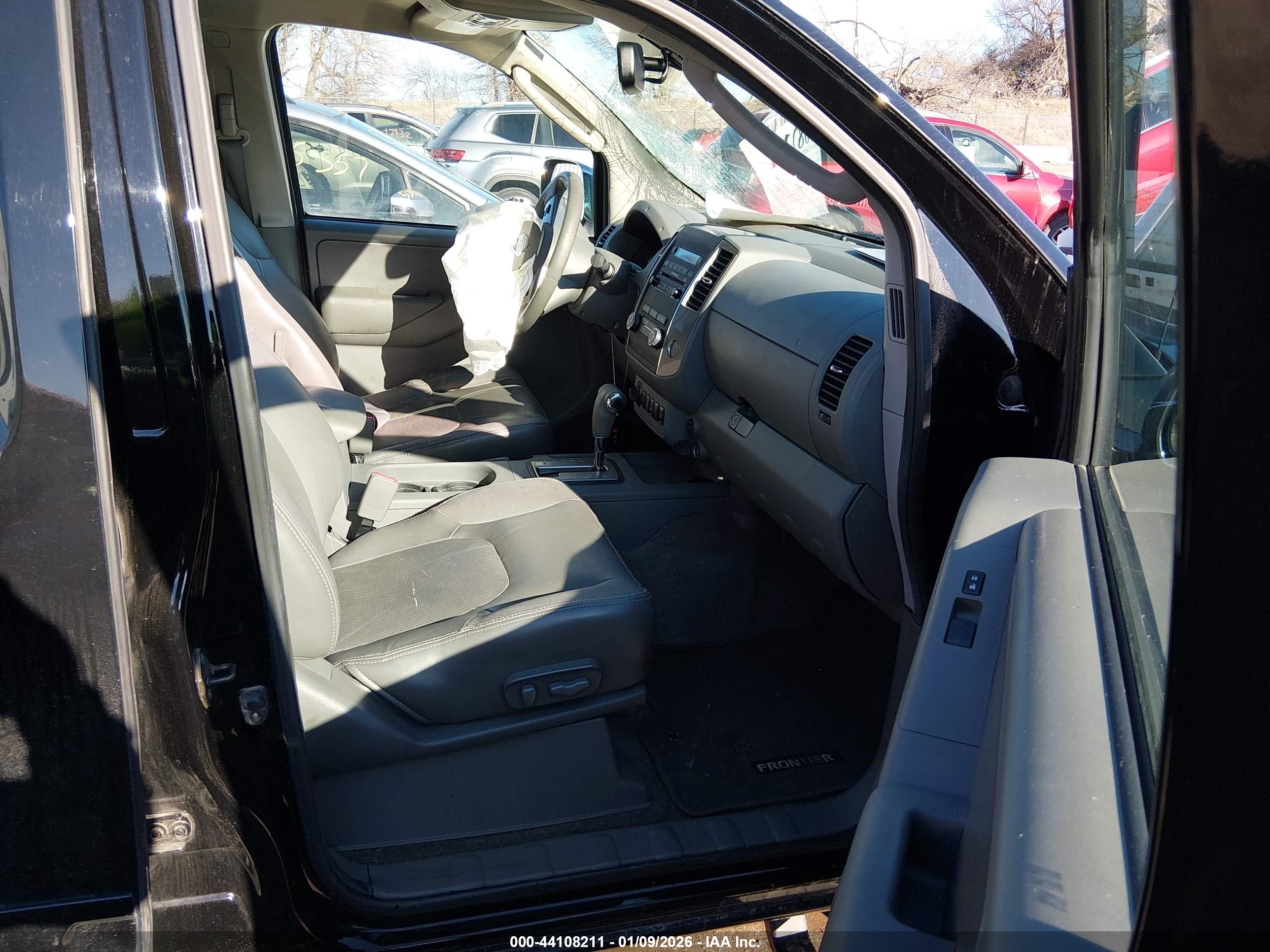 NISSAN FRONTIER image 5