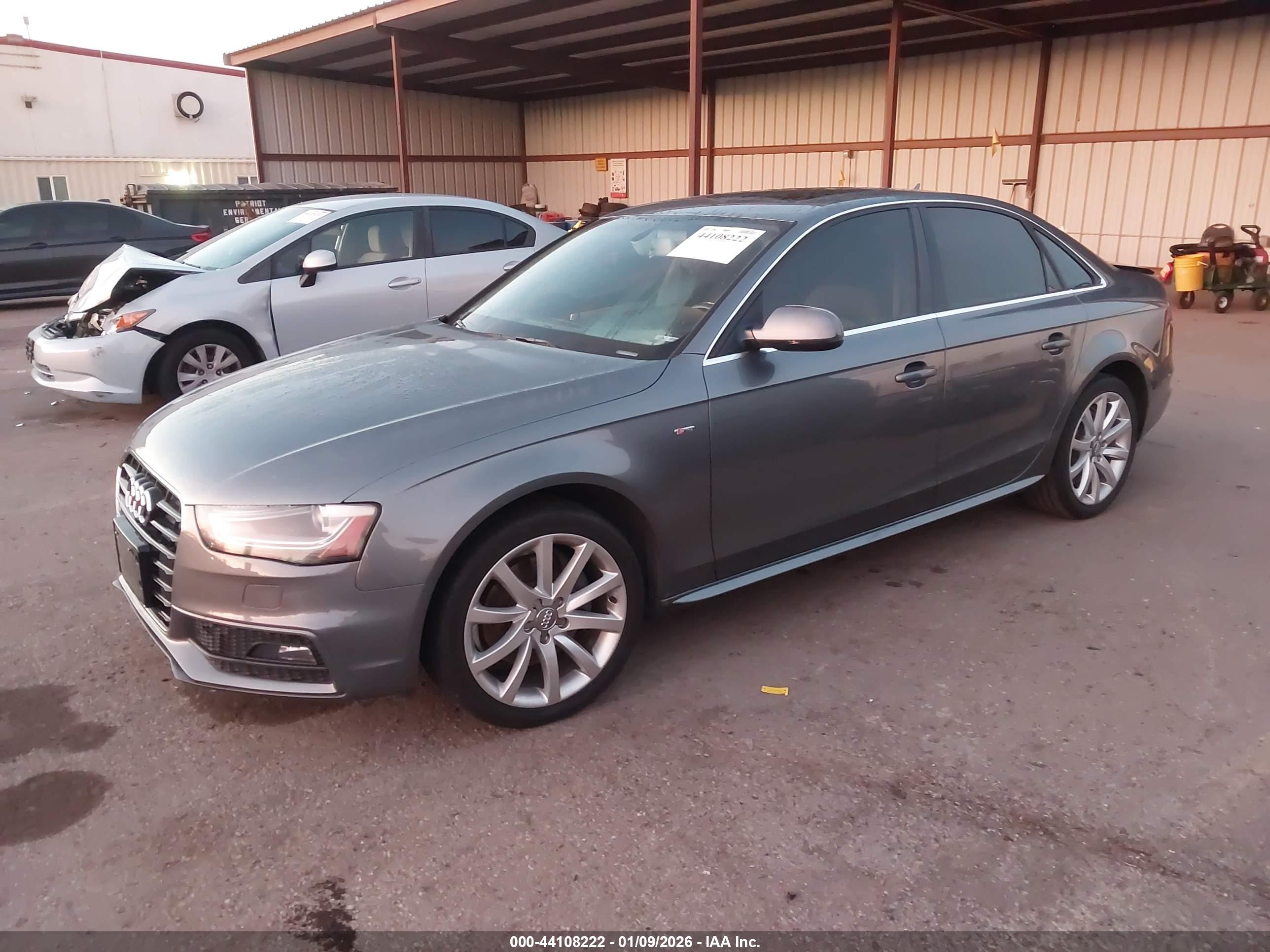 AUDI A4 image 2