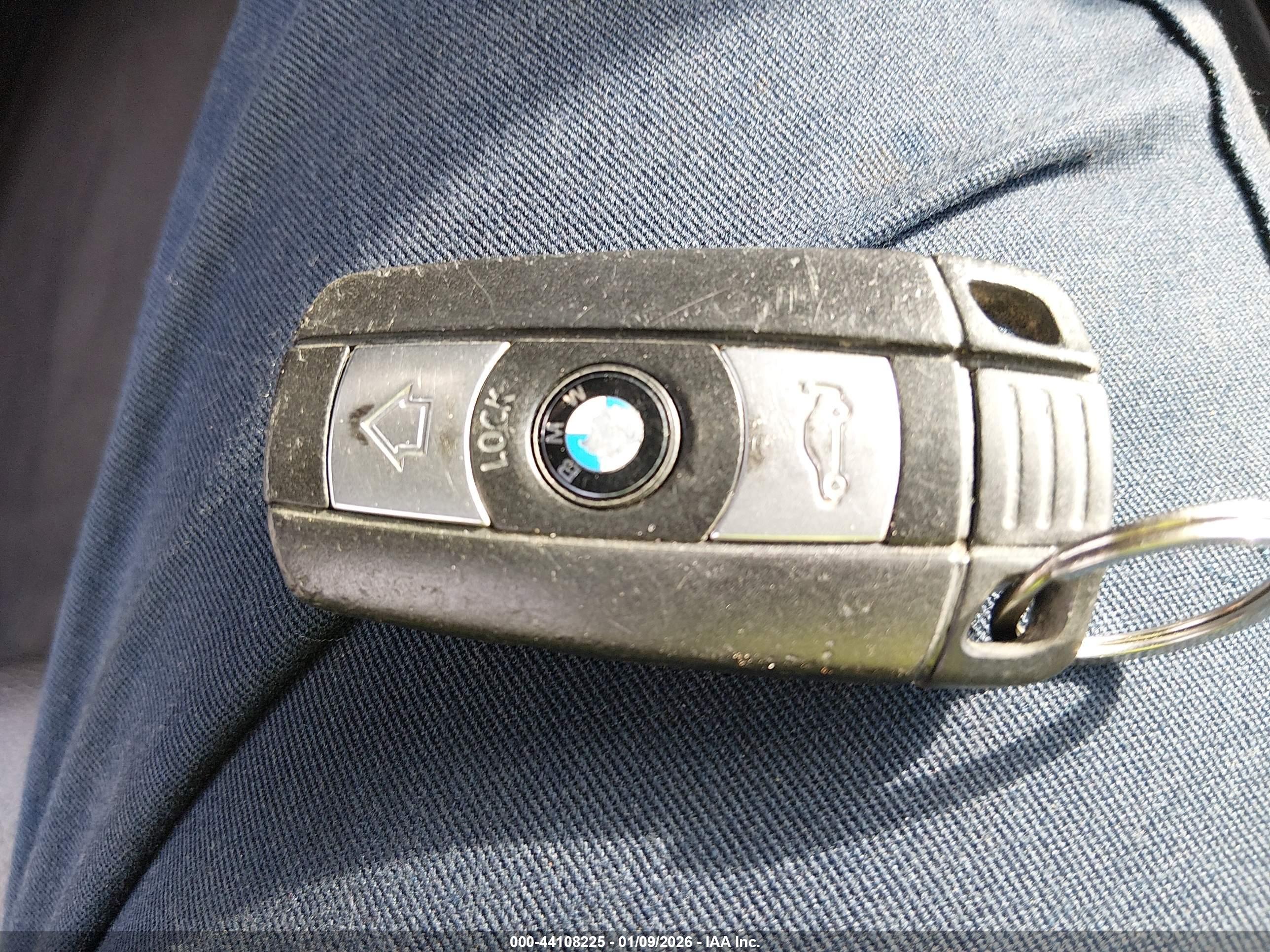 BMW 330I image 11