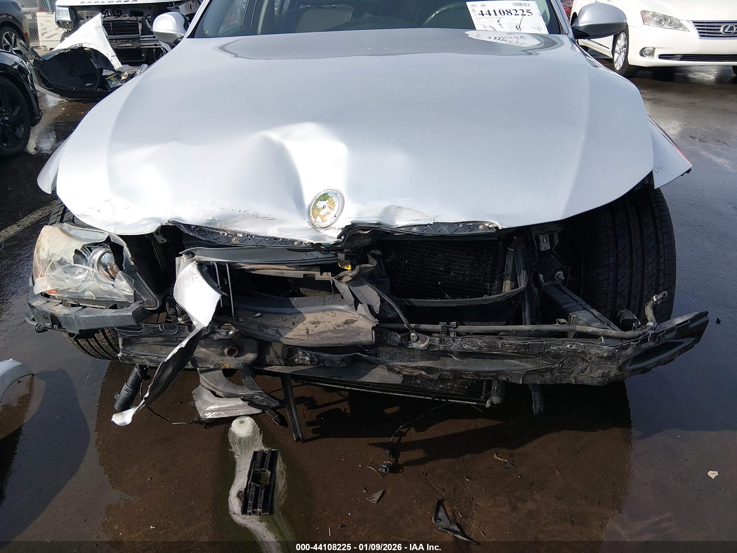 BMW 330I image 6