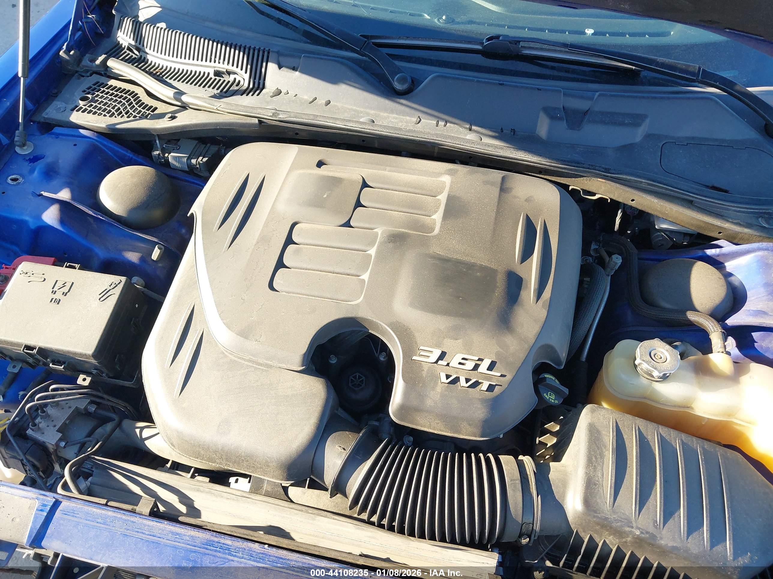 DODGE CHALLENGER image 10
