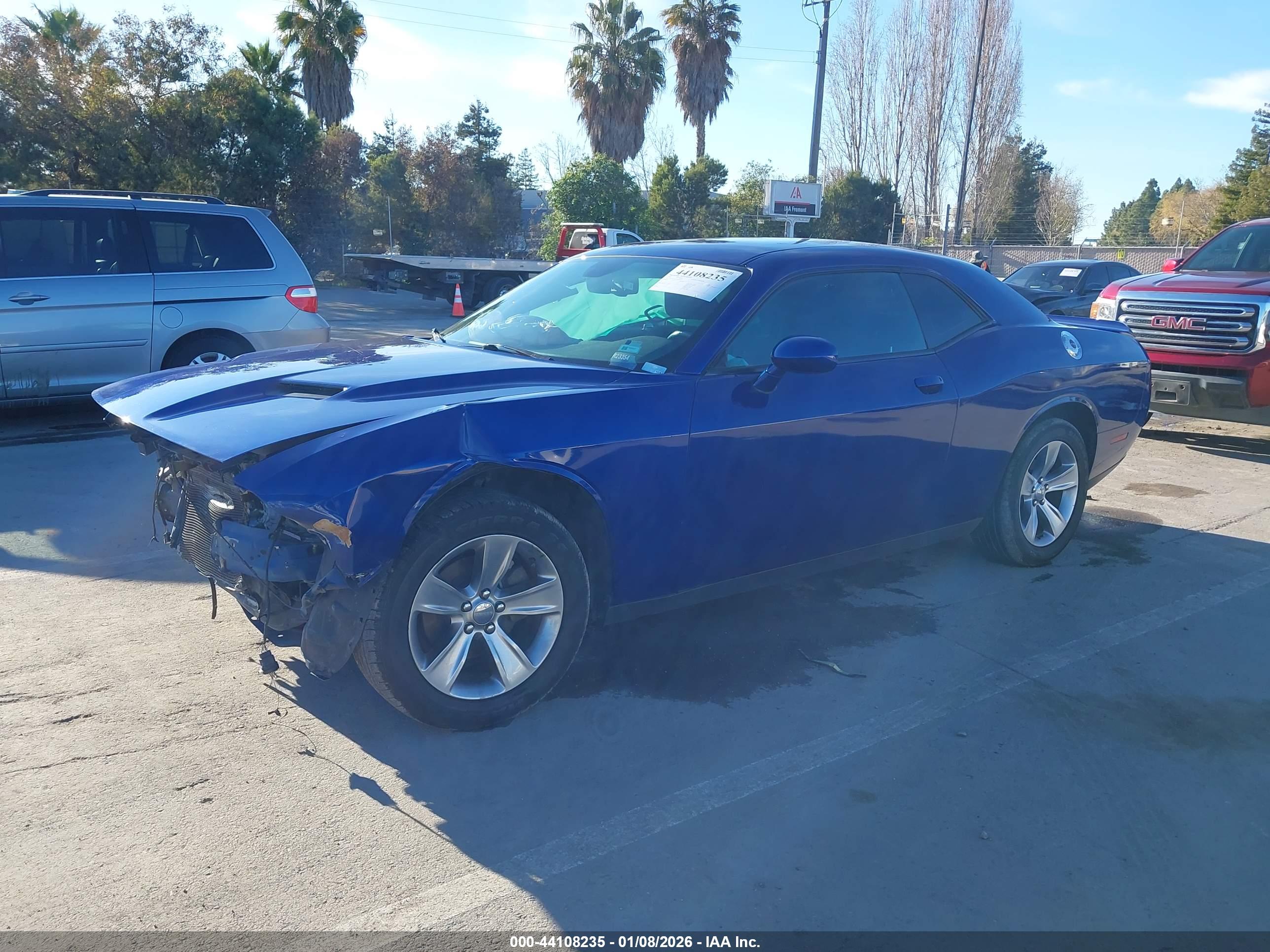 DODGE CHALLENGER image 2