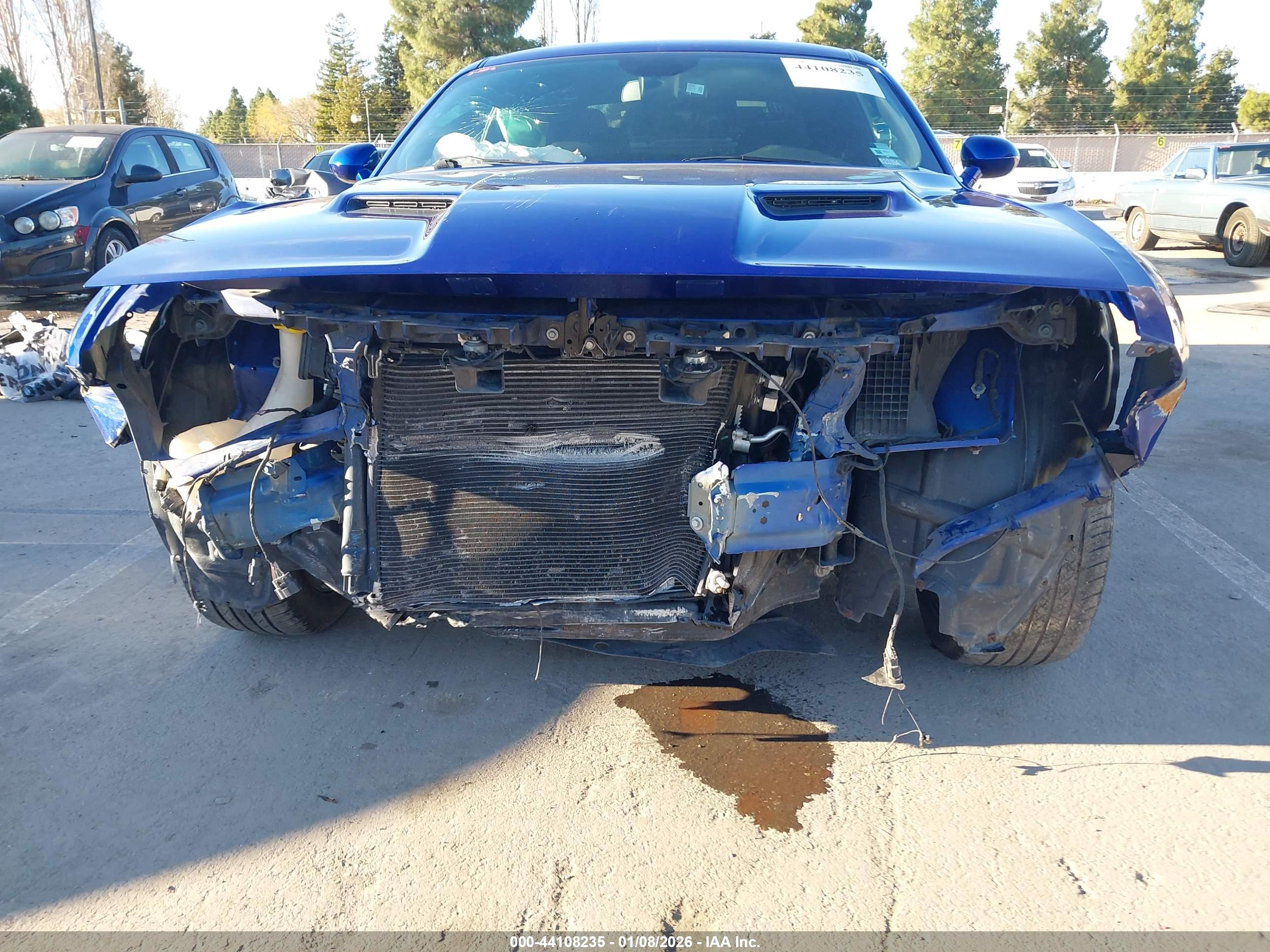DODGE CHALLENGER image 6