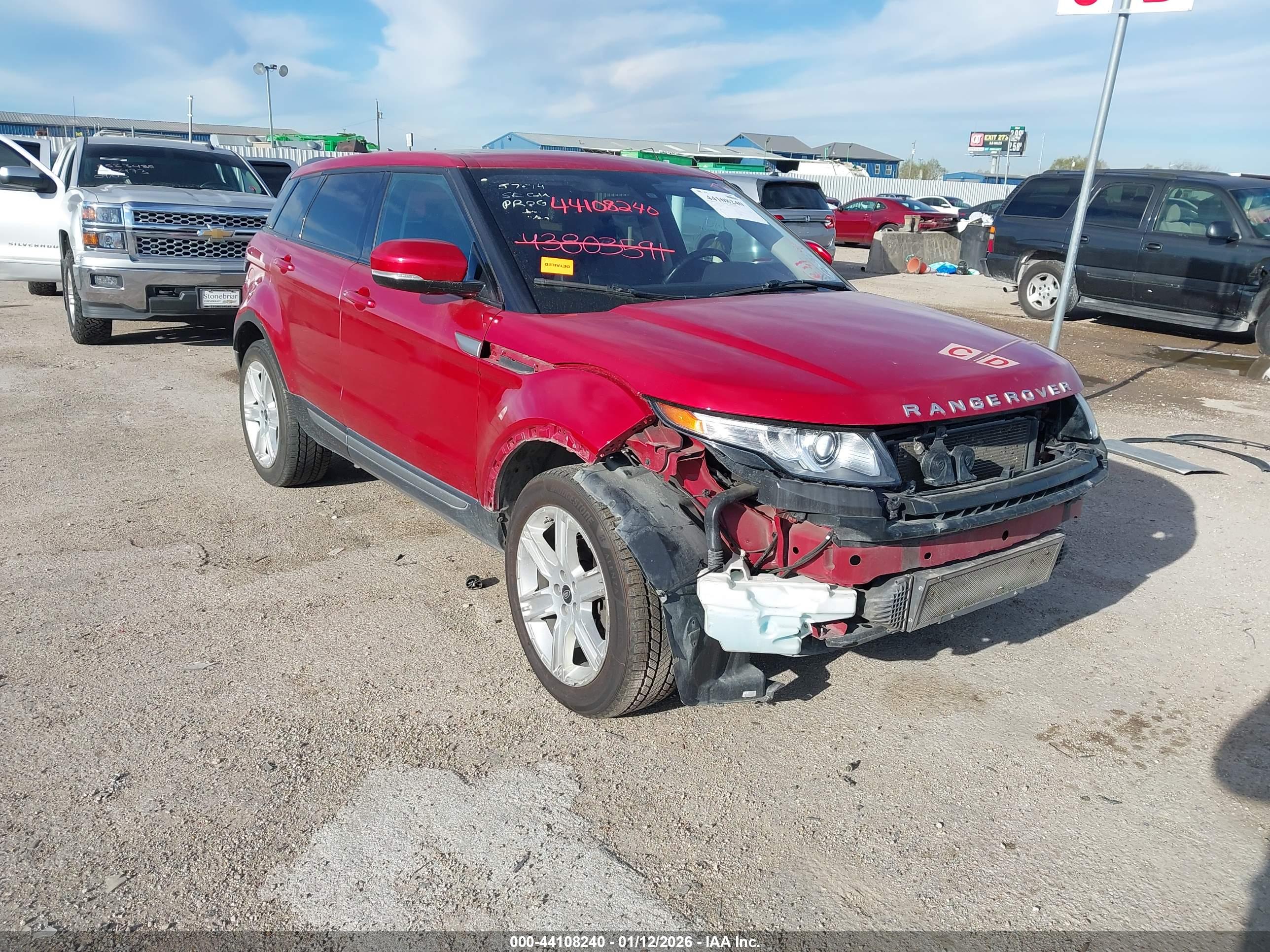 LAND ROVER image 6