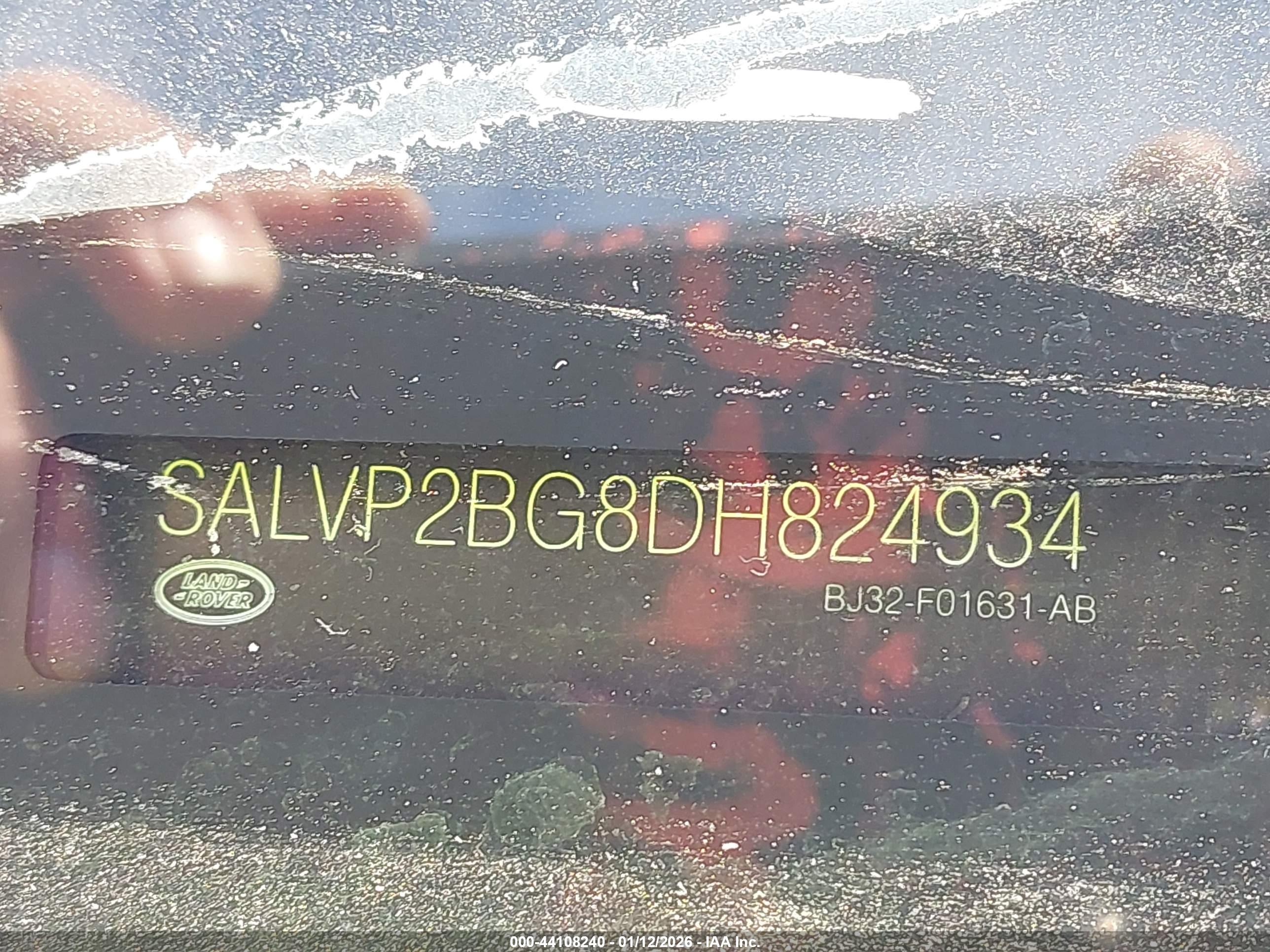 LAND ROVER image 9