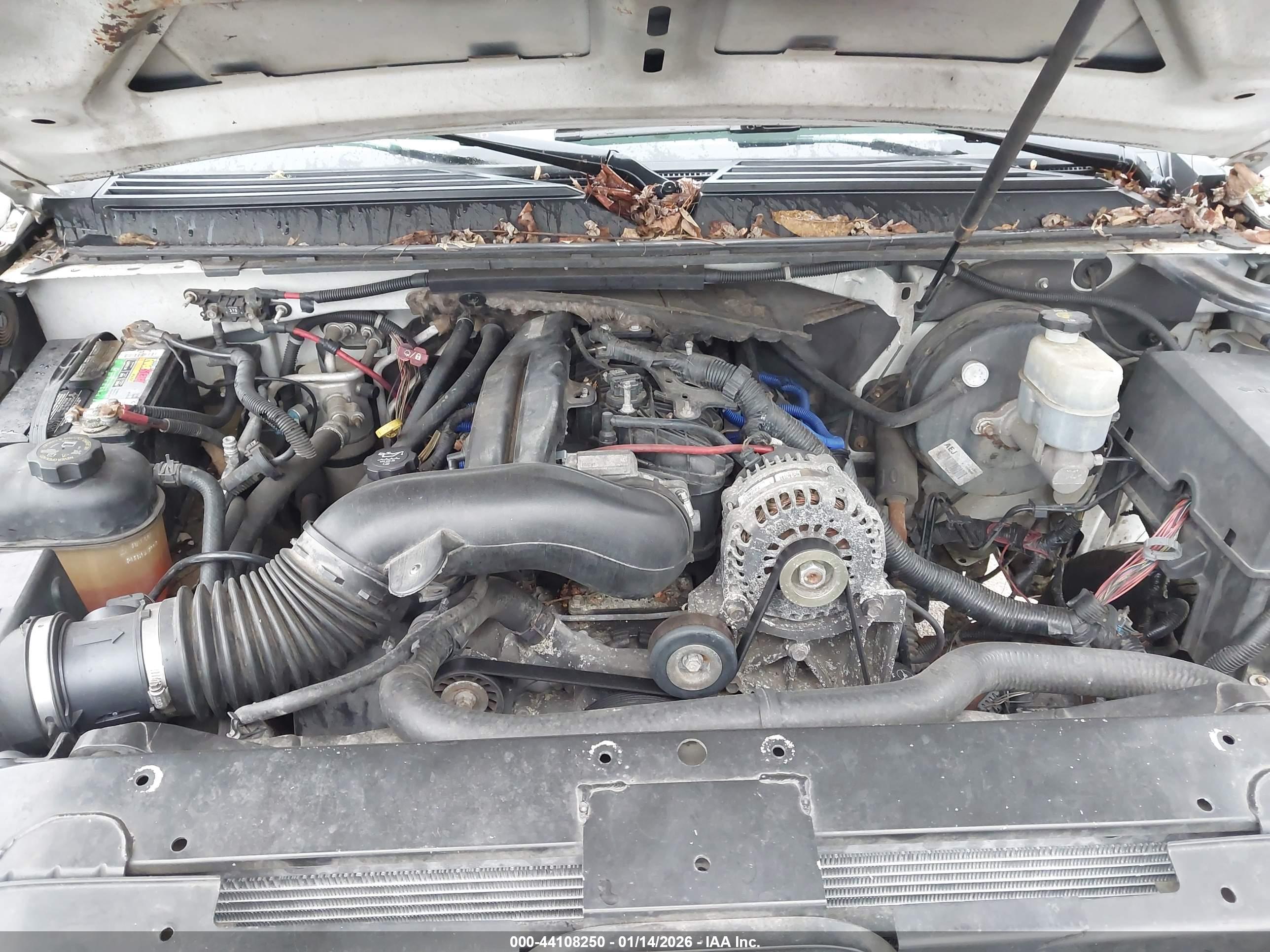 CHEVROLET SUBURBAN image 10