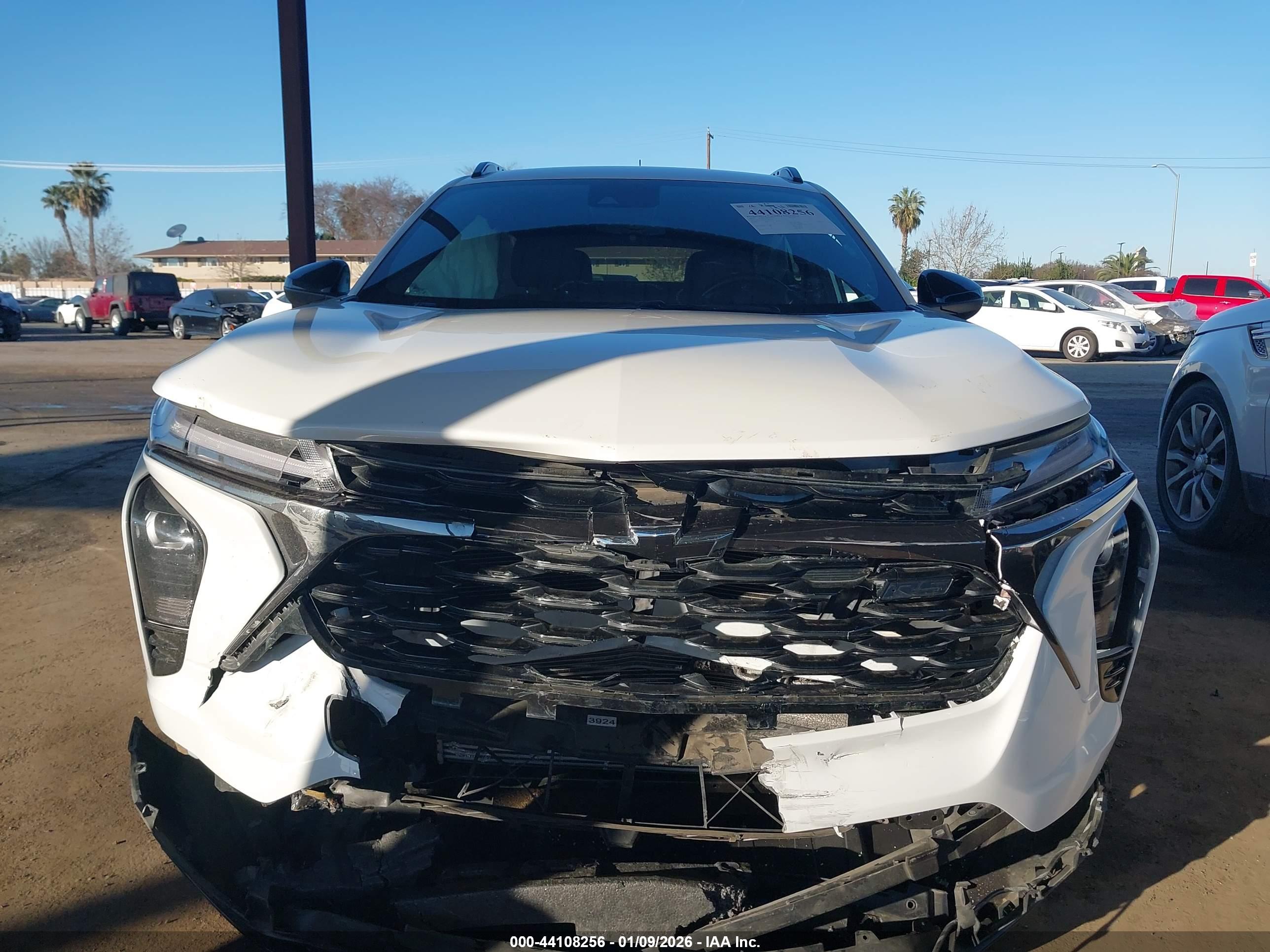 CHEVROLET TRAX image 6