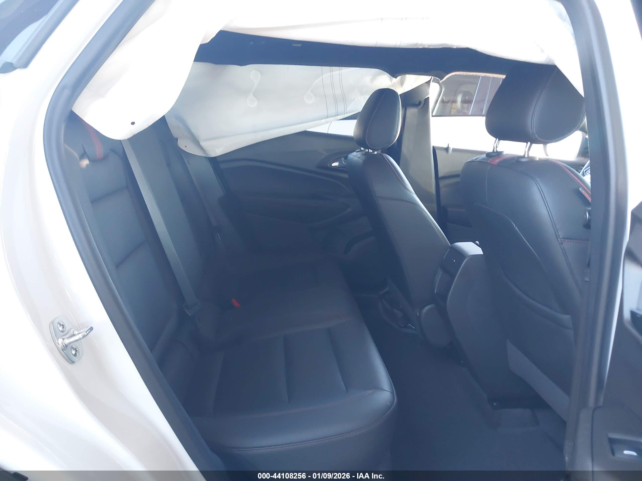 CHEVROLET TRAX image 8