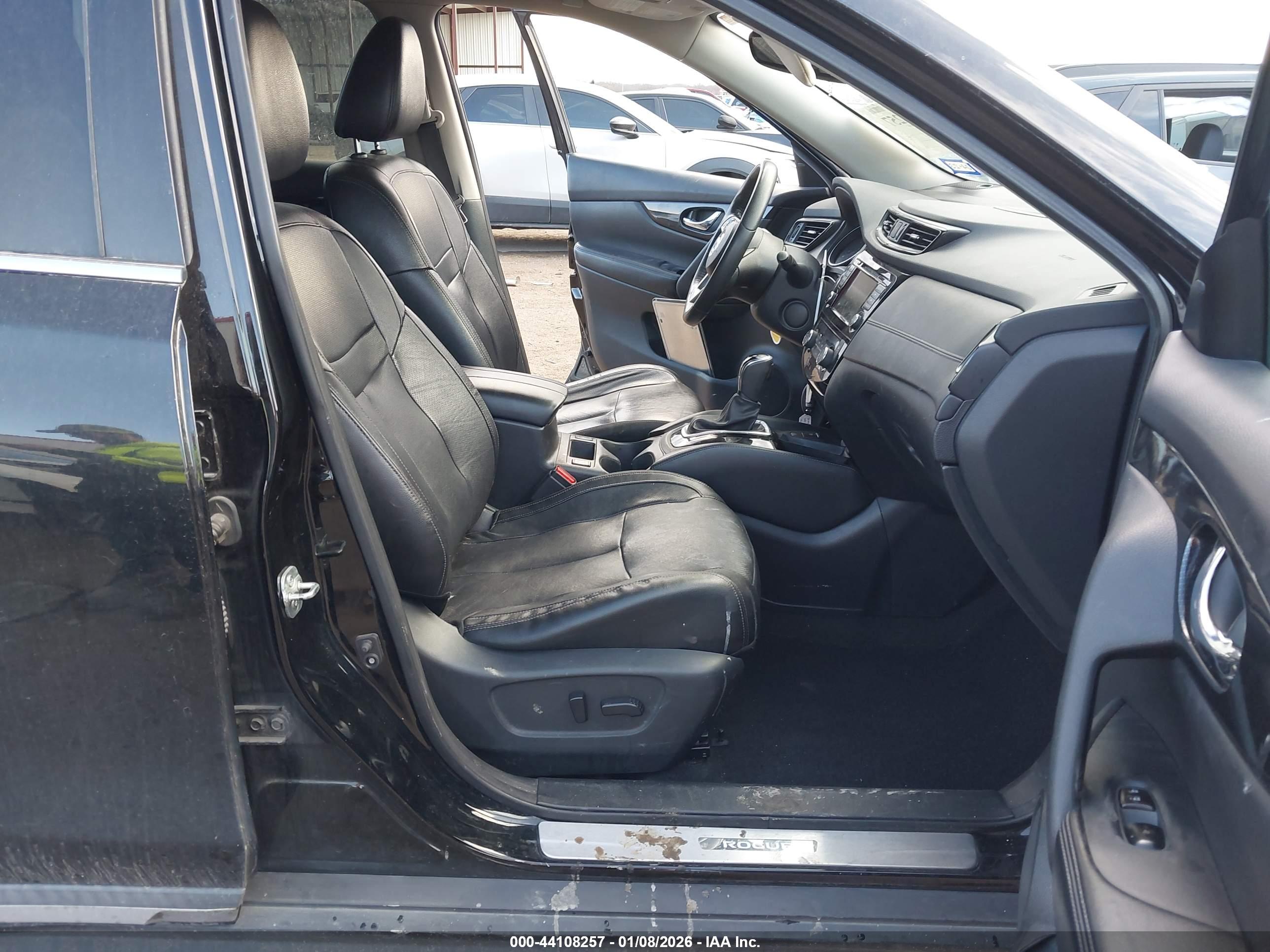NISSAN ROGUE image 5