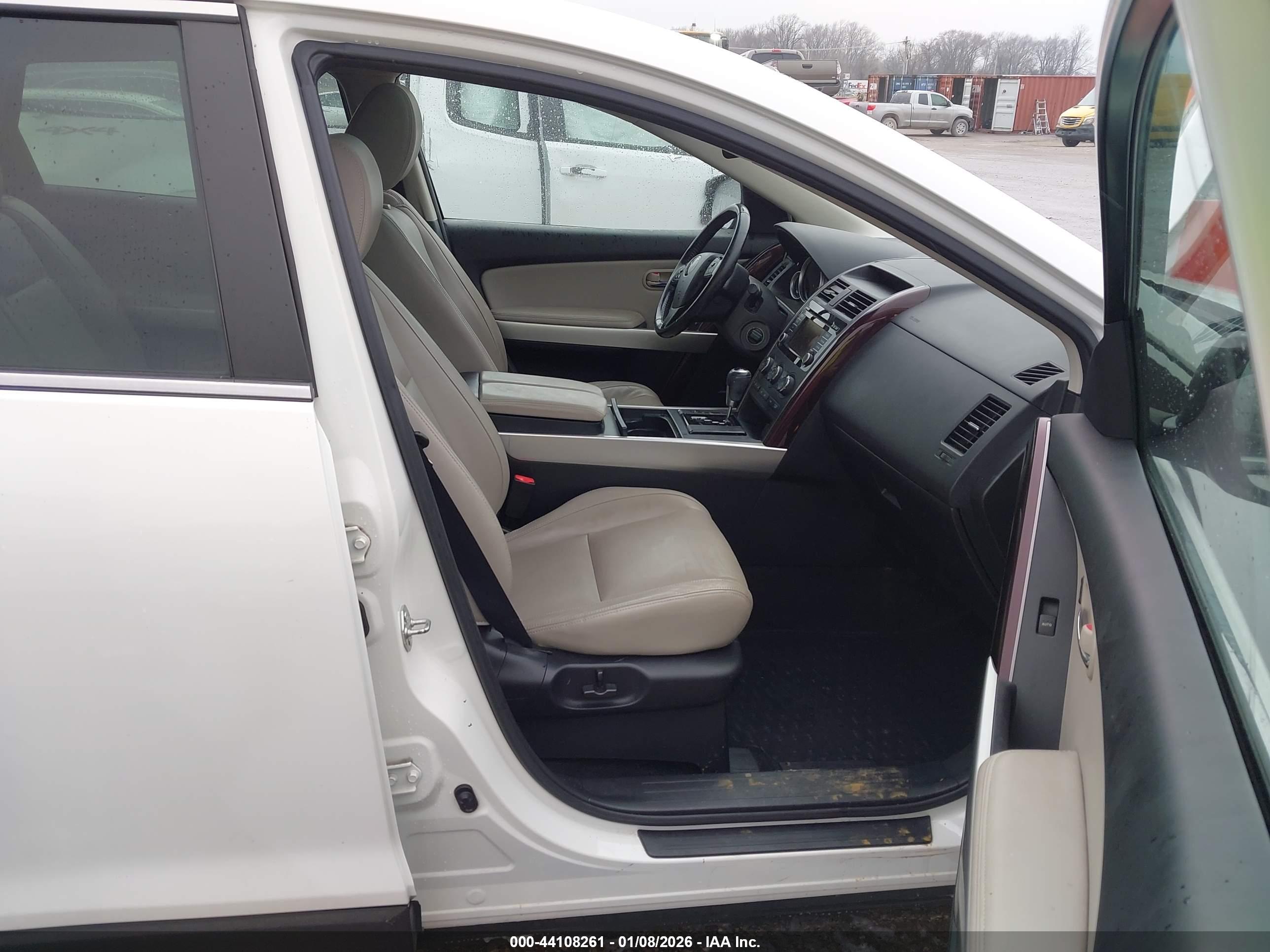 MAZDA CX-9 image 5