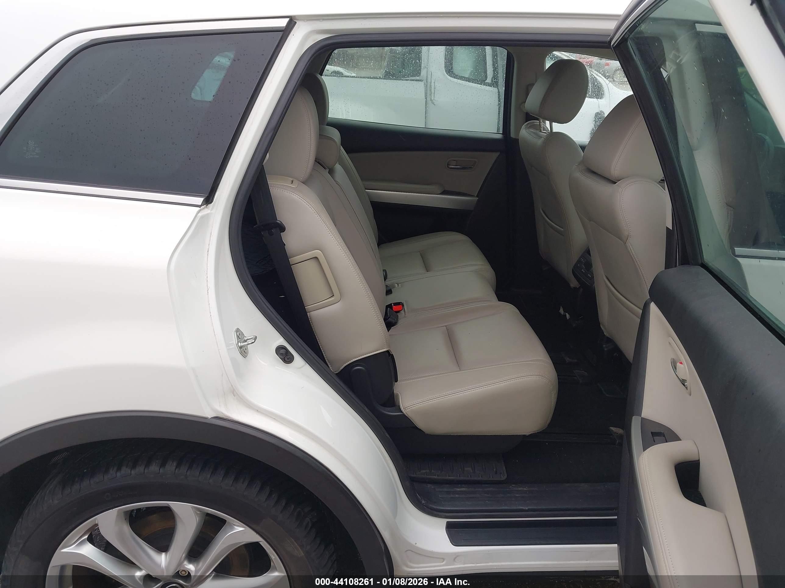 MAZDA CX-9 image 8