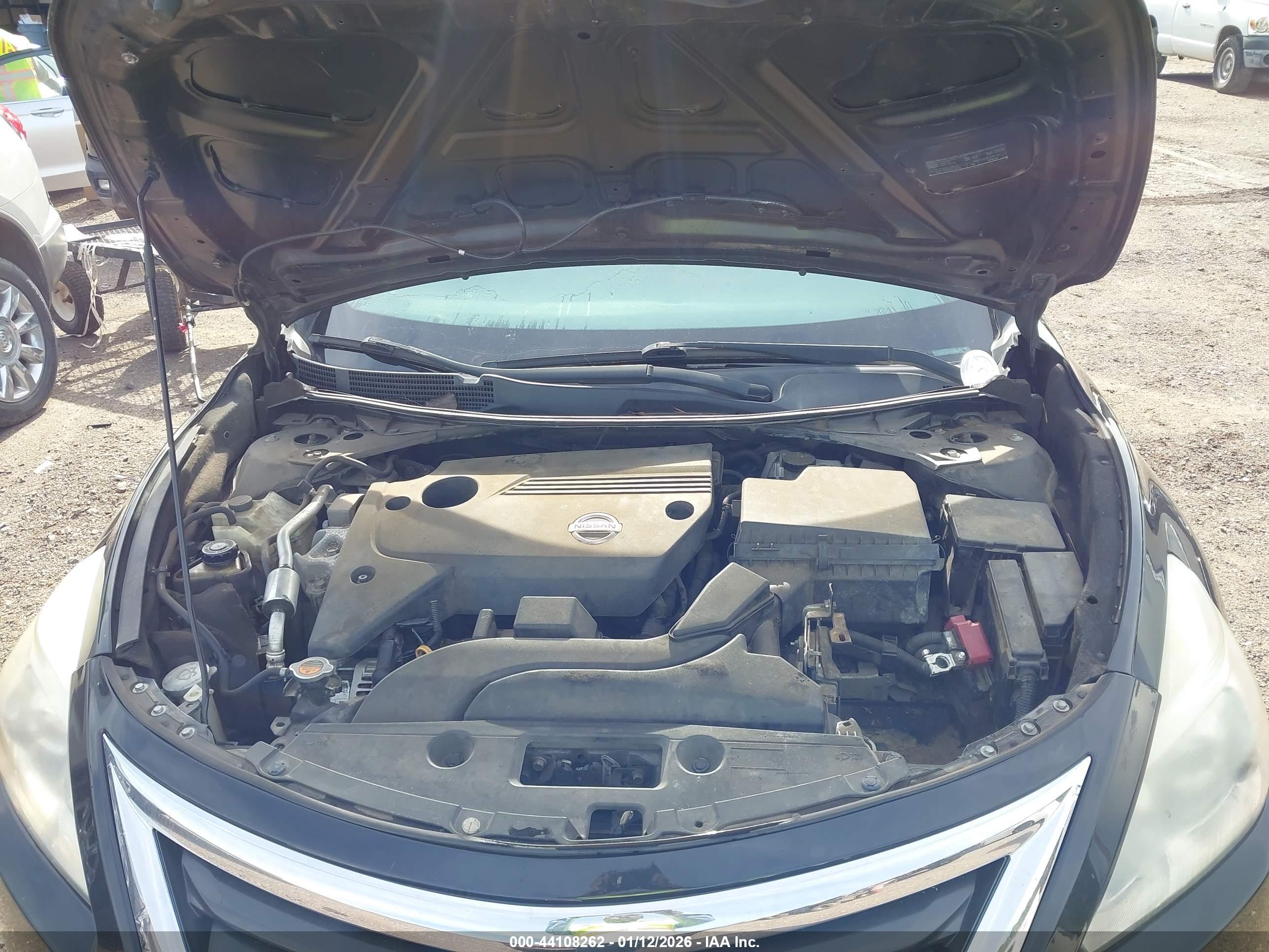 NISSAN ALTIMA image 10