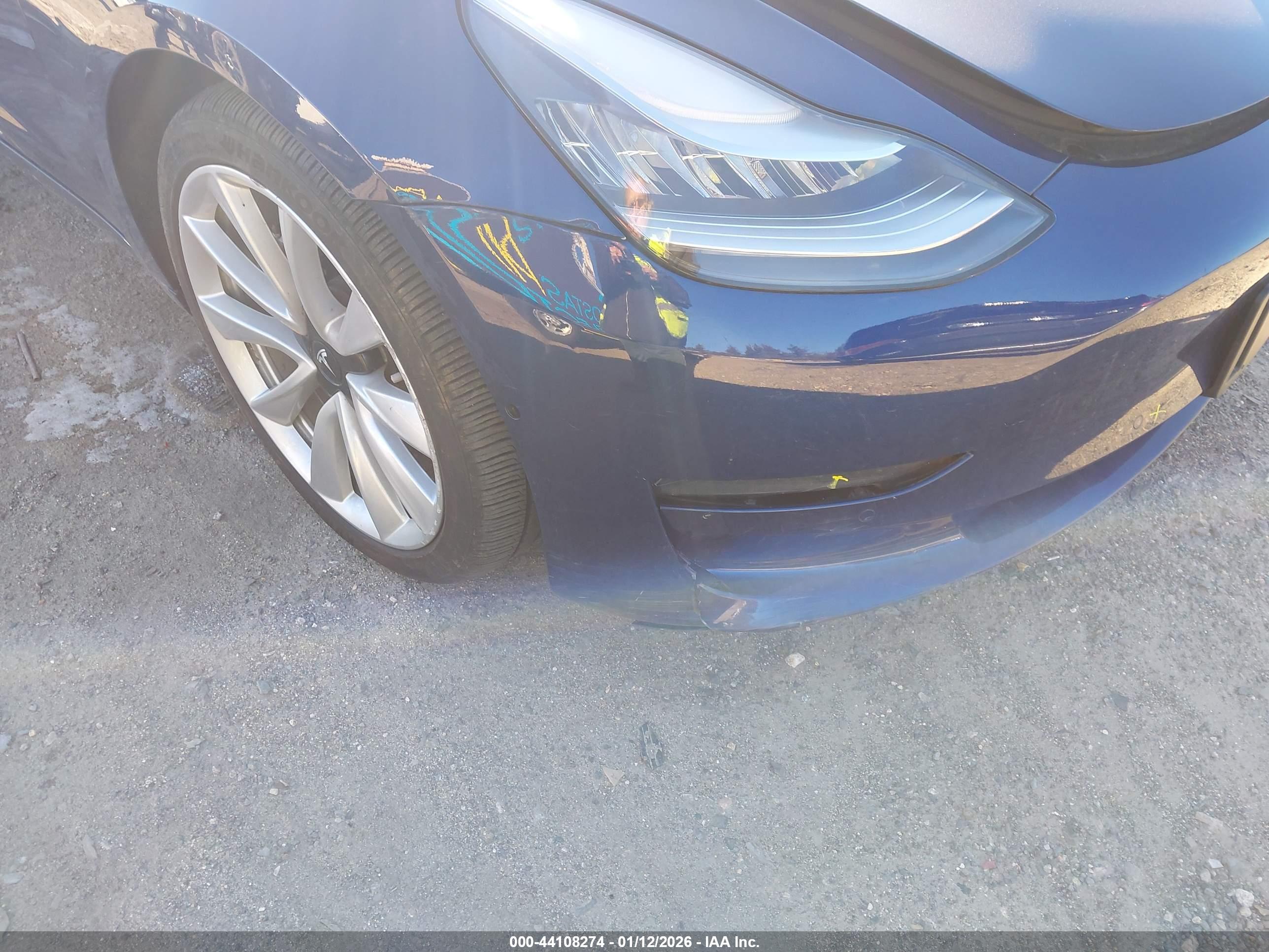 TESLA MODEL image 6