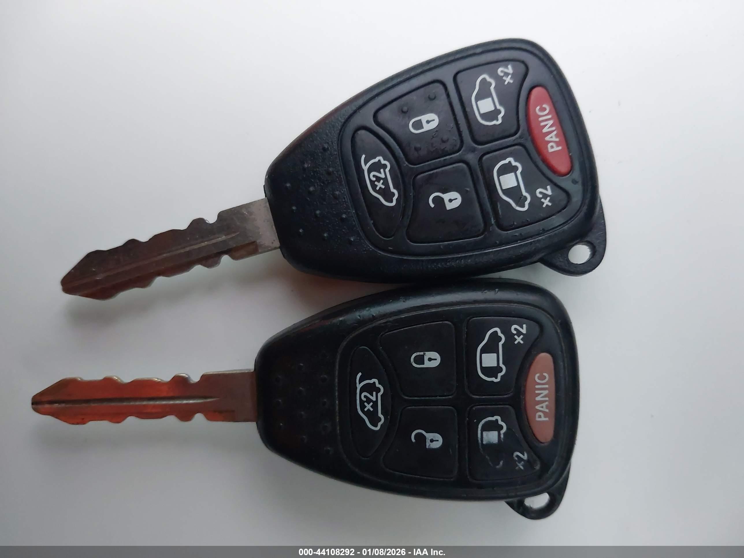 CHRYSLER TOWN image 11