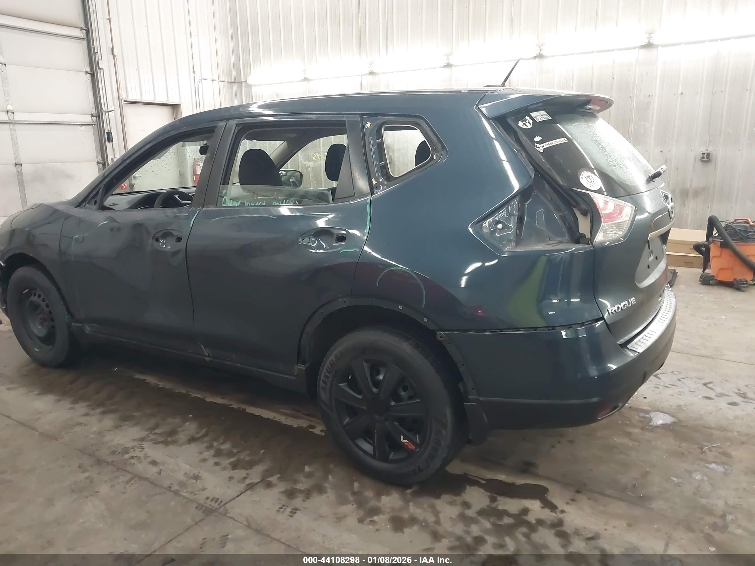 NISSAN ROGUE image 3