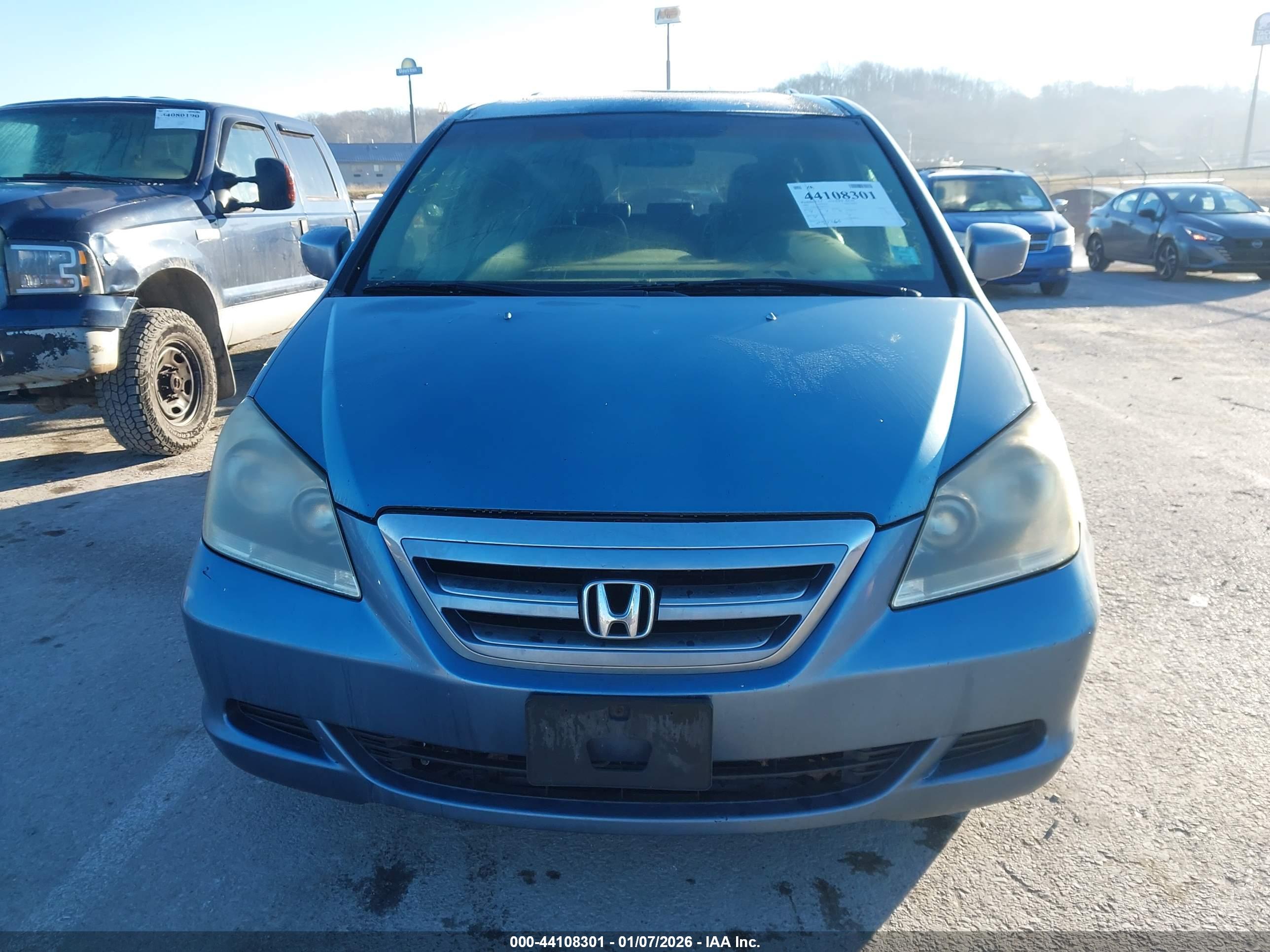 HONDA ODYSSEY image 6