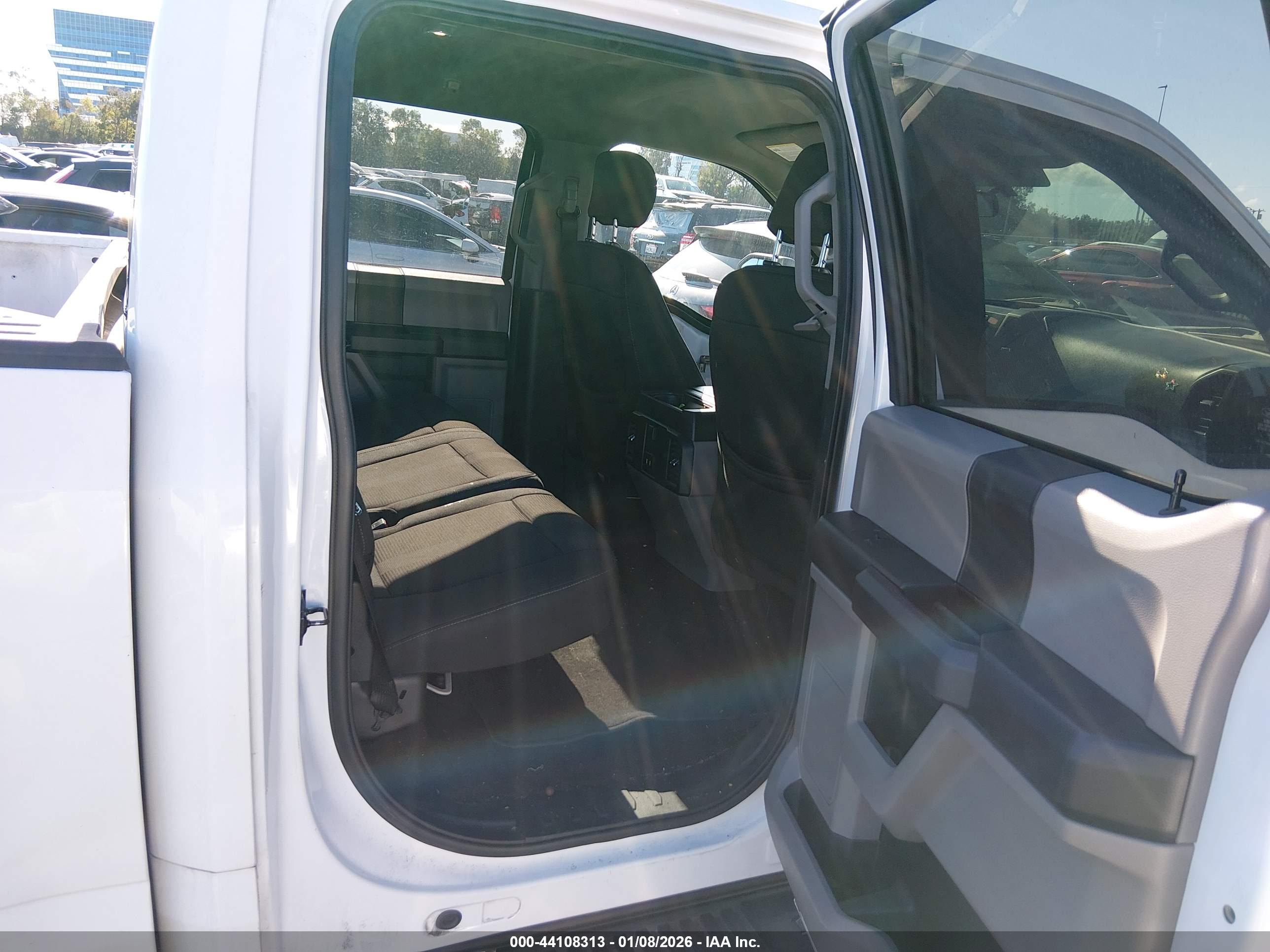 FORD F-150 image 8
