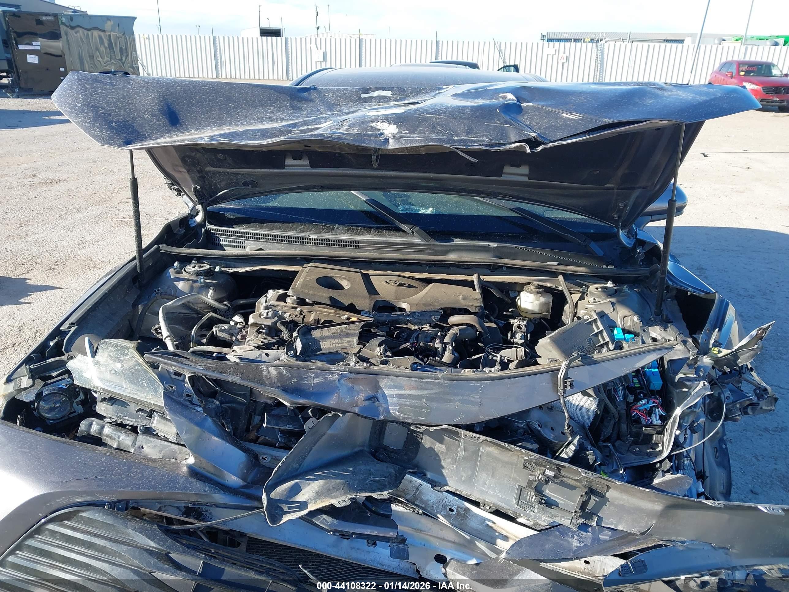 TOYOTA CAMRY image 6
